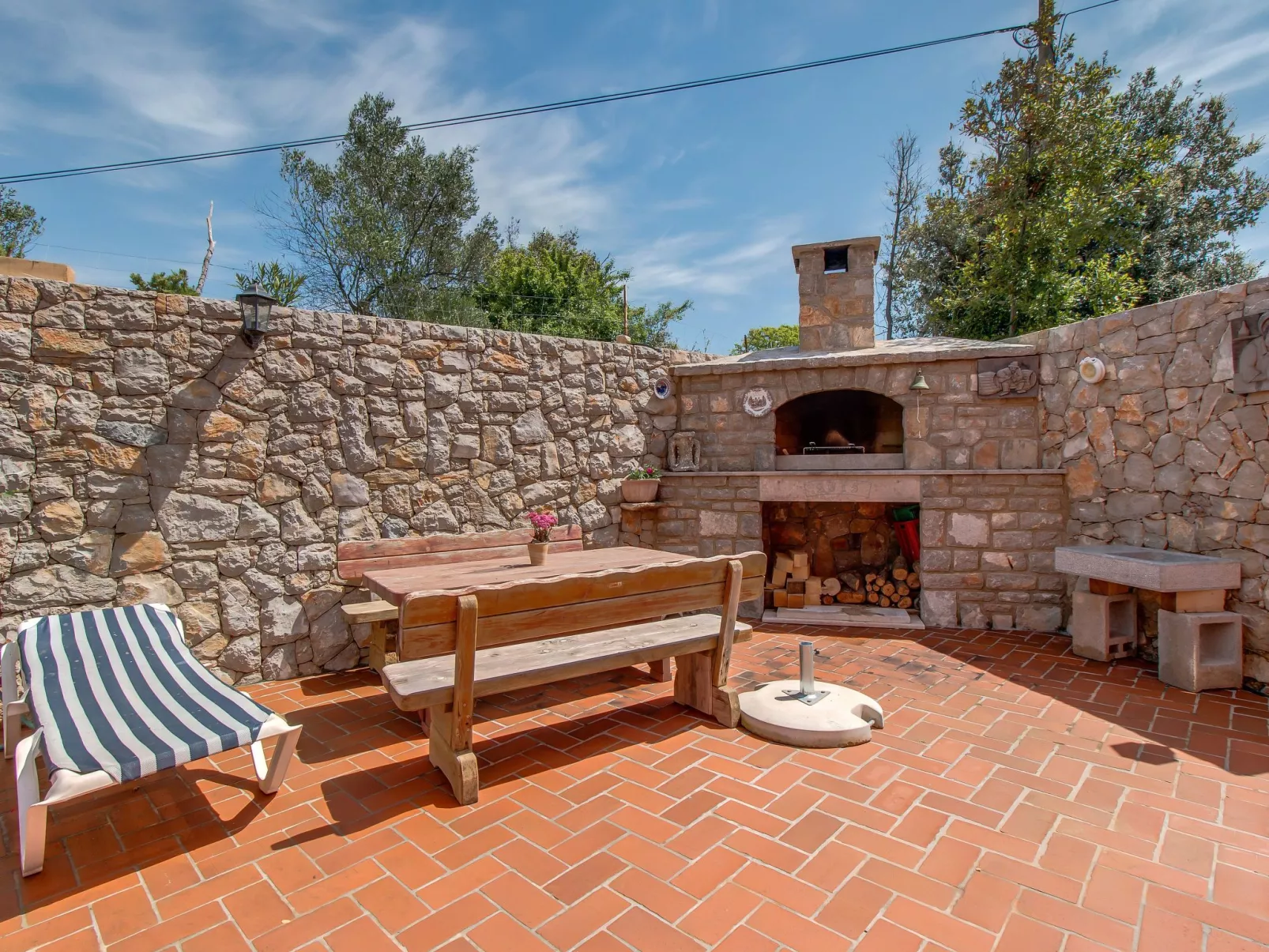 Für 2 Personen ca. 40 m&sup2; in Veli Lošinj, Adriaküste Kroatien (Kroatische I