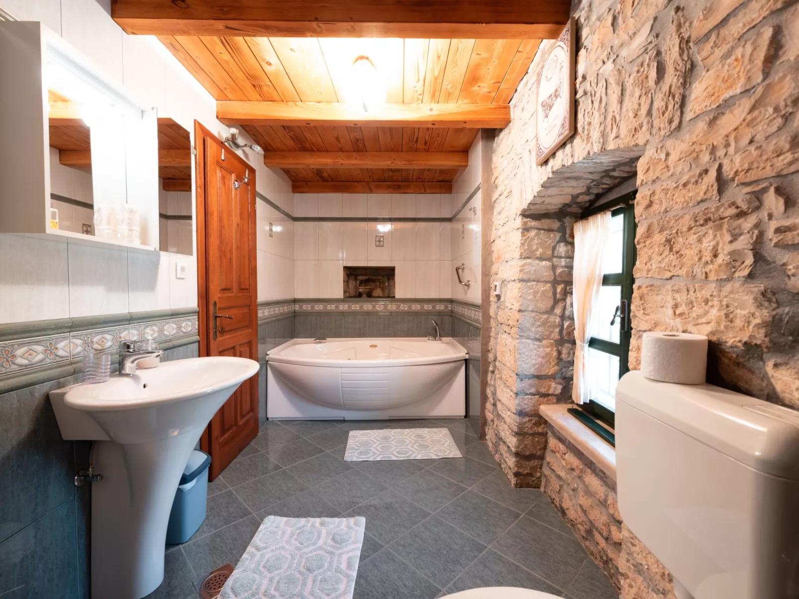 In Krculi mit Privatem Pool-Binnen