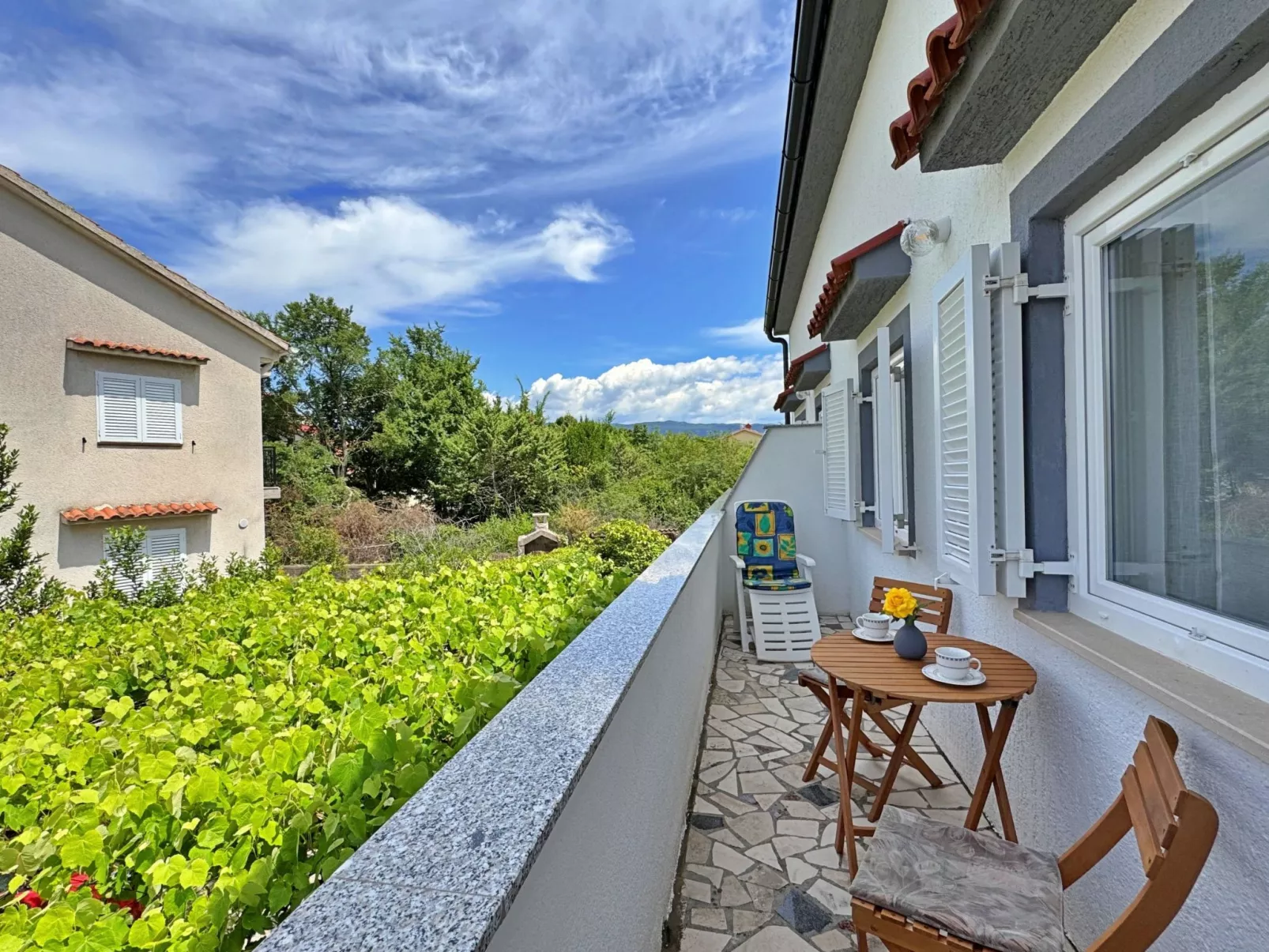 Apartment Nikolic-Buiten