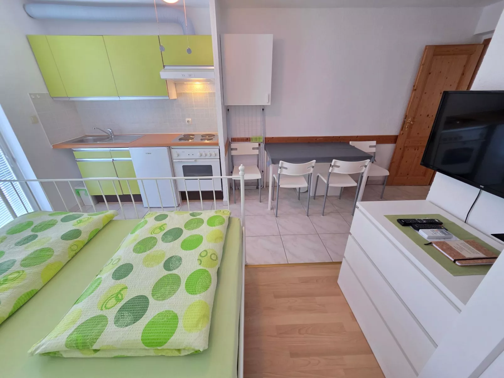 Wohnung für 4 Personen, 150m vom Strand entfernt-Binnen