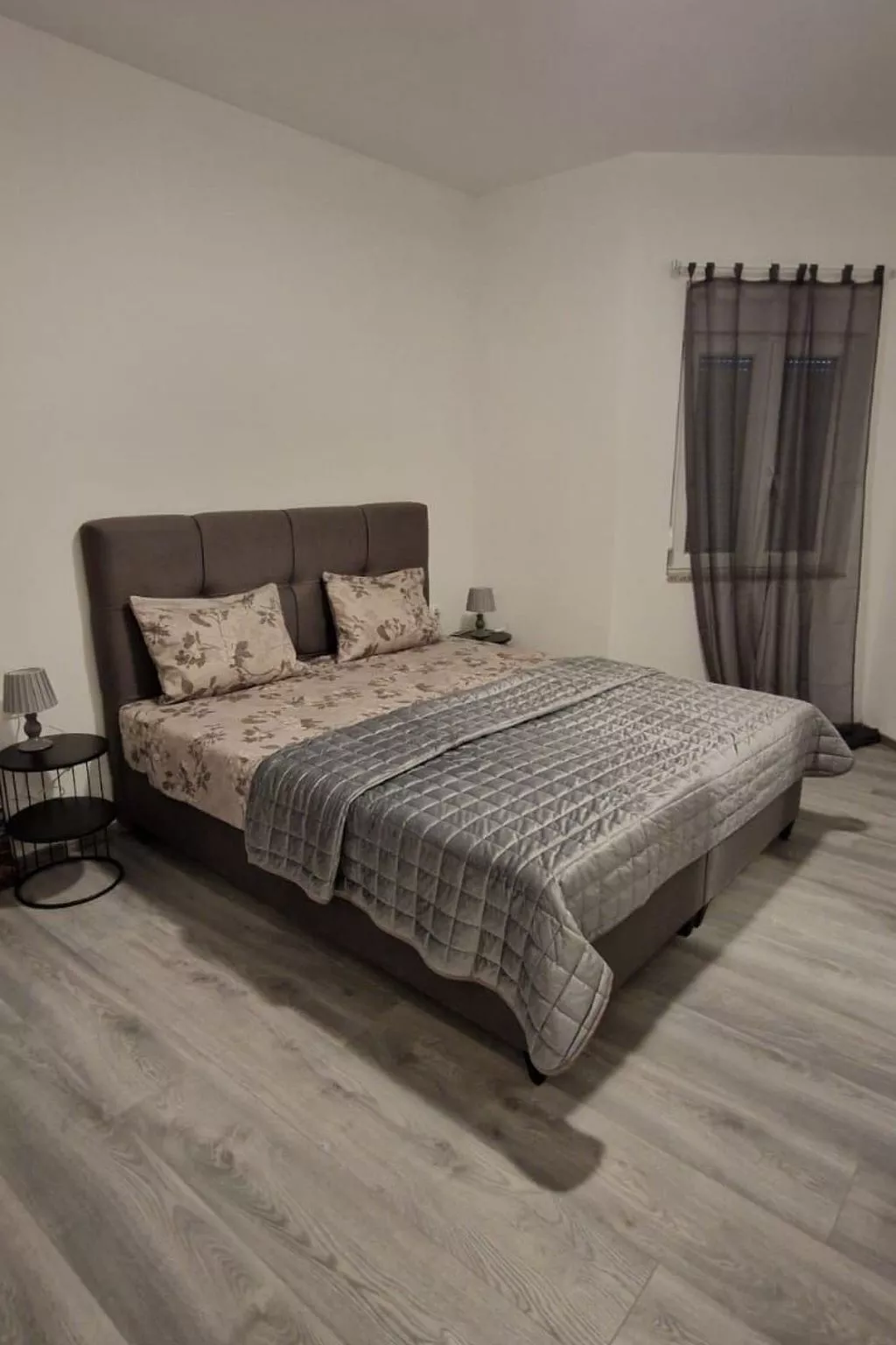 Madonna 2-Image-tags.info