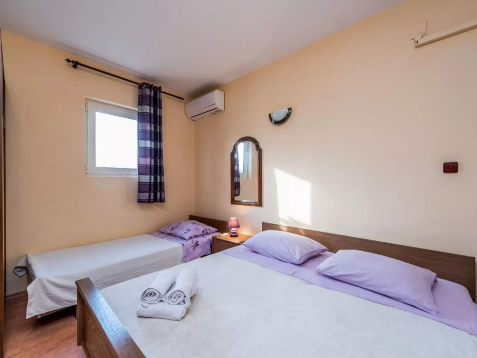 "Delfin prizemlje"-Image-tags.info