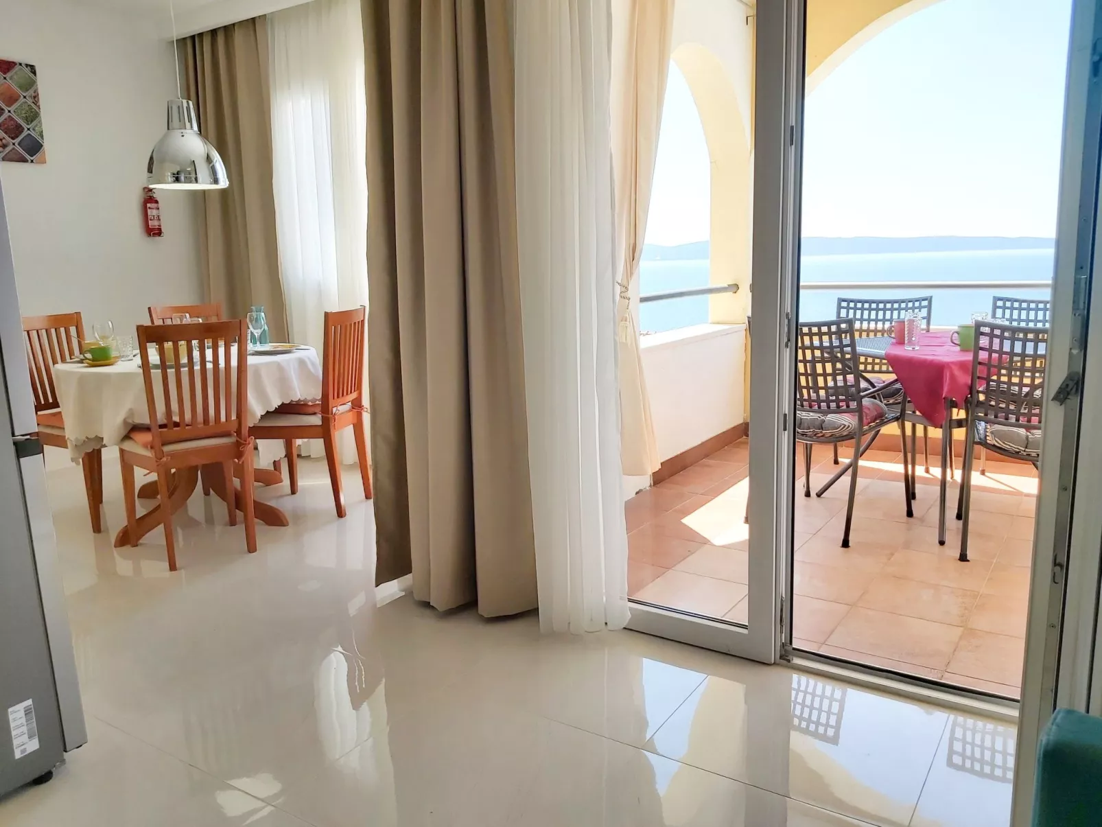 Beheiztes Schwimmbad, Familienappartement mit Meerblick-Binnen