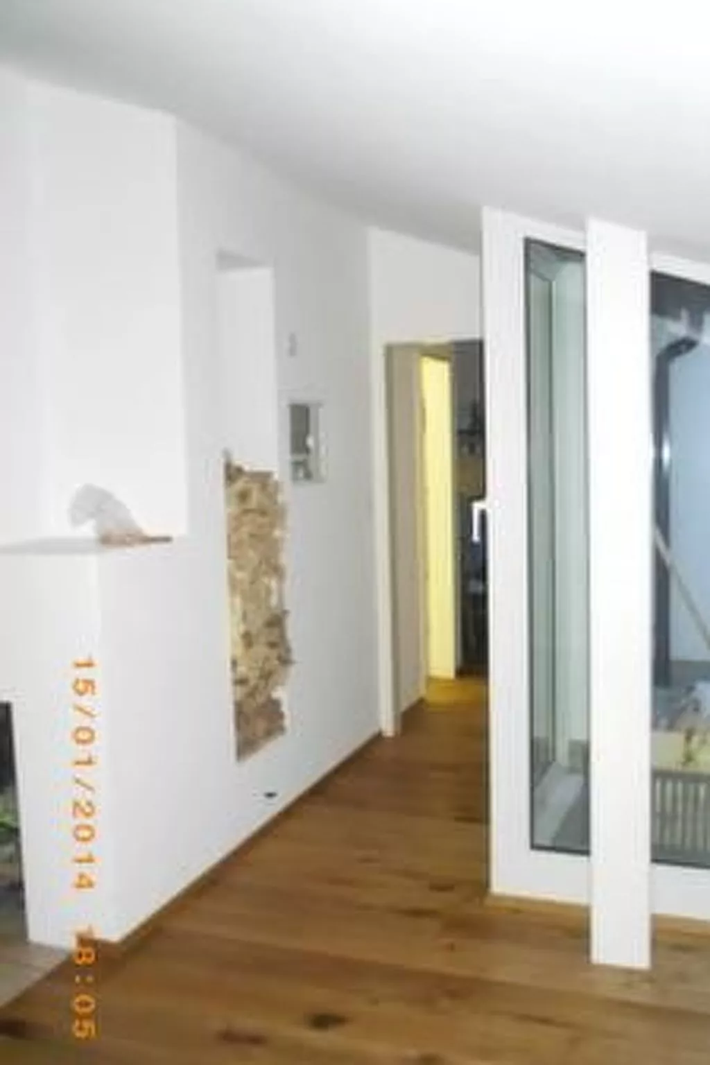 Grosszügige Dachwohnung mit Aussicht-Binnen