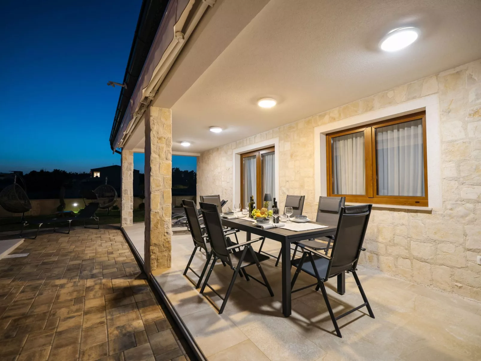 Villa mit beheiztem Pool in der Nähe des Meeres-TA Leut Agency-Buiten