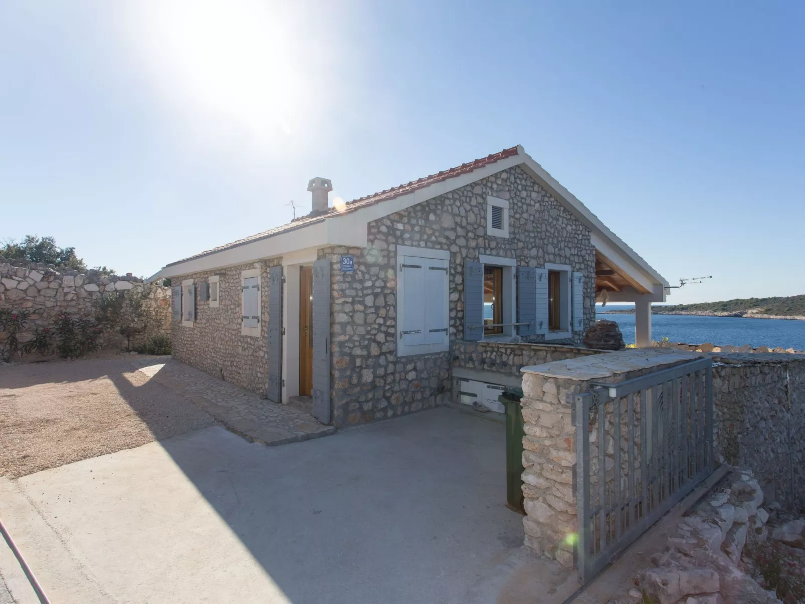 In Sevid mit Gemeinsamer Terrasse und Meerblick-Buiten