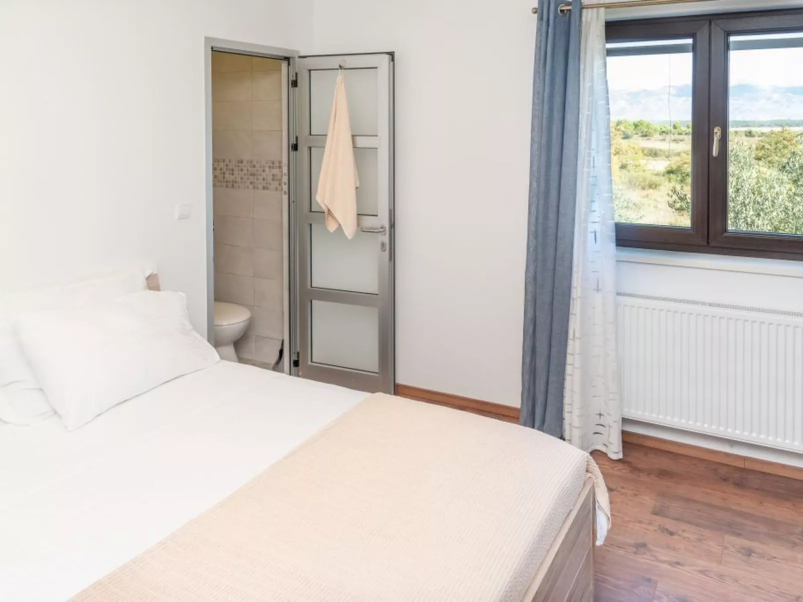 Villa Maslina mit privatem Pool in ruhiger Lage-Binnen