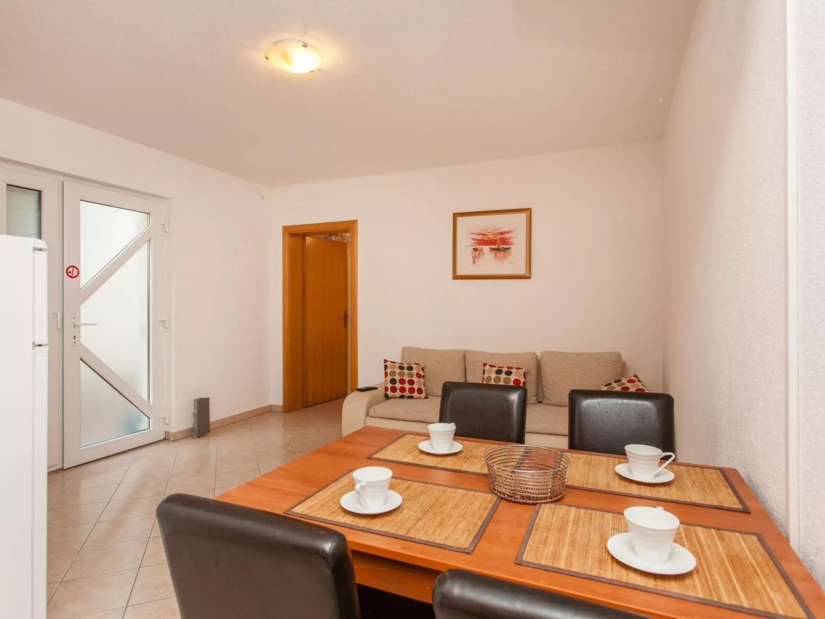 Appartment mit Pool und Whirlpool, Okrug Gornji-Binnen