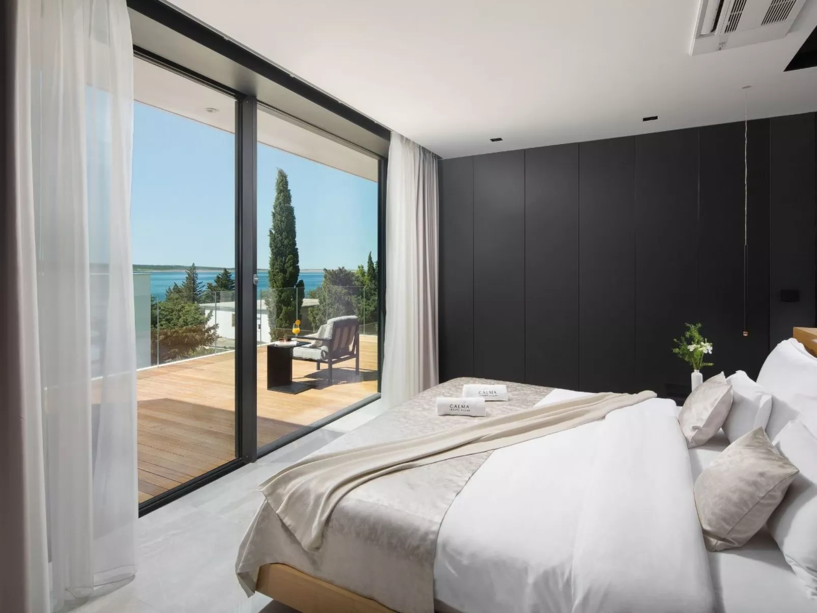 Villa Opera-Image-tags.info