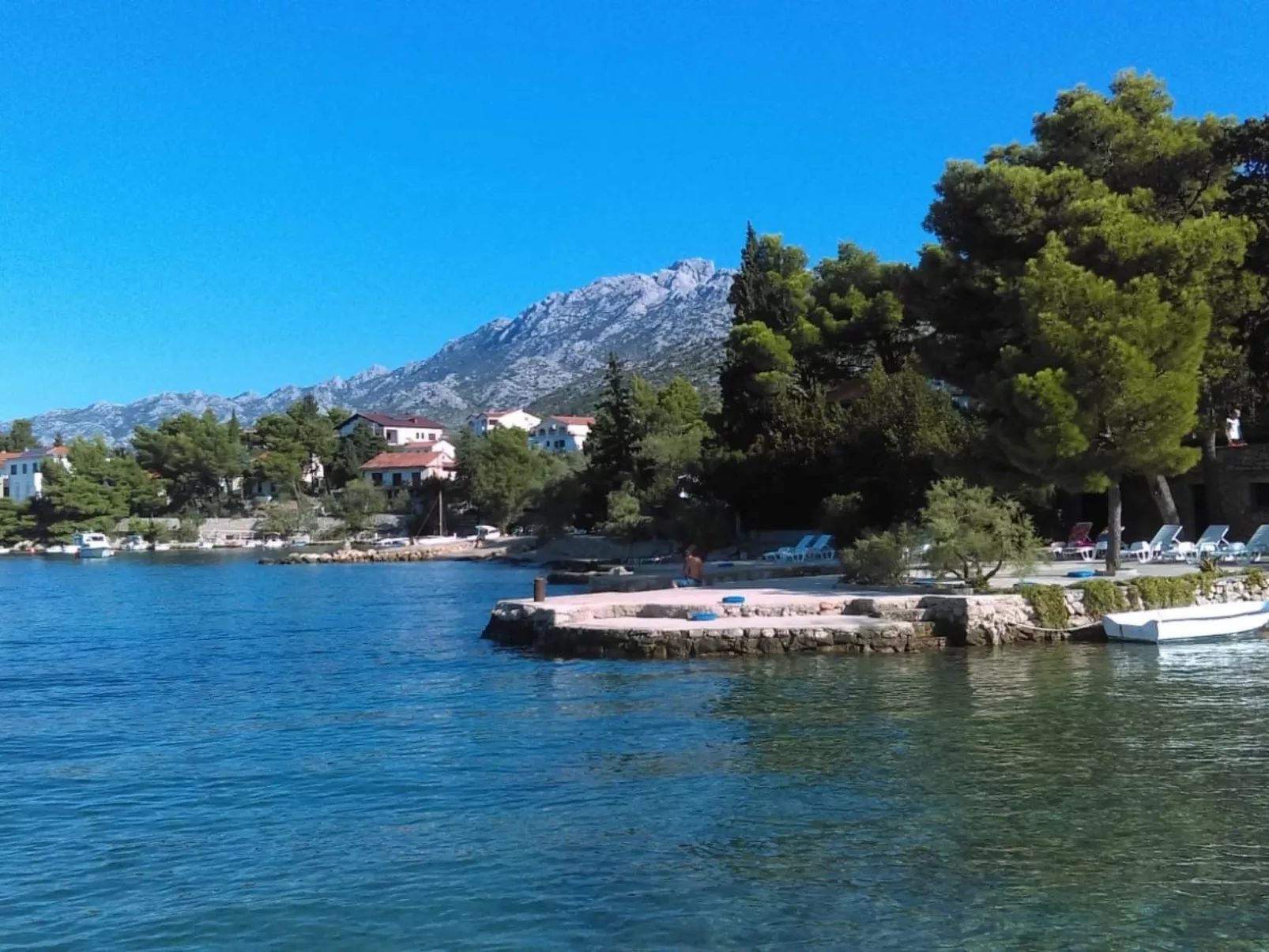 Wohnung in Starigrad mit schönem Meerblick-Buiten
