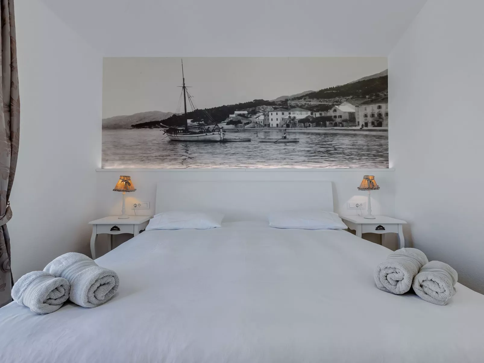 Mit Privatpool für 8 Personen  + 2 Kinder ca. 450 m&sup2; in Bast, Dalmatien (G-Binnen