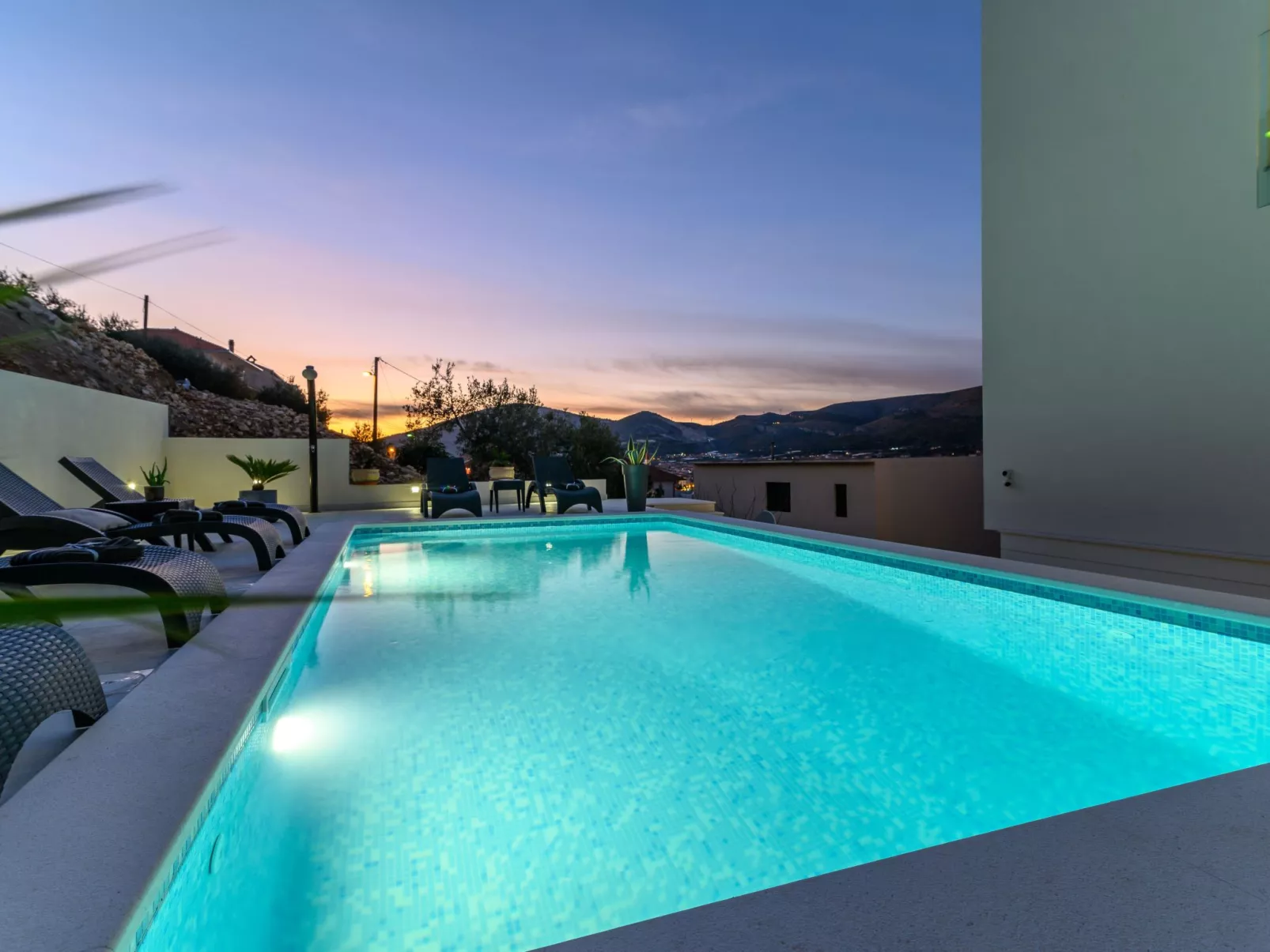 Luxuriöse Ferienvilla mit privatem Pool-Image-tags.info