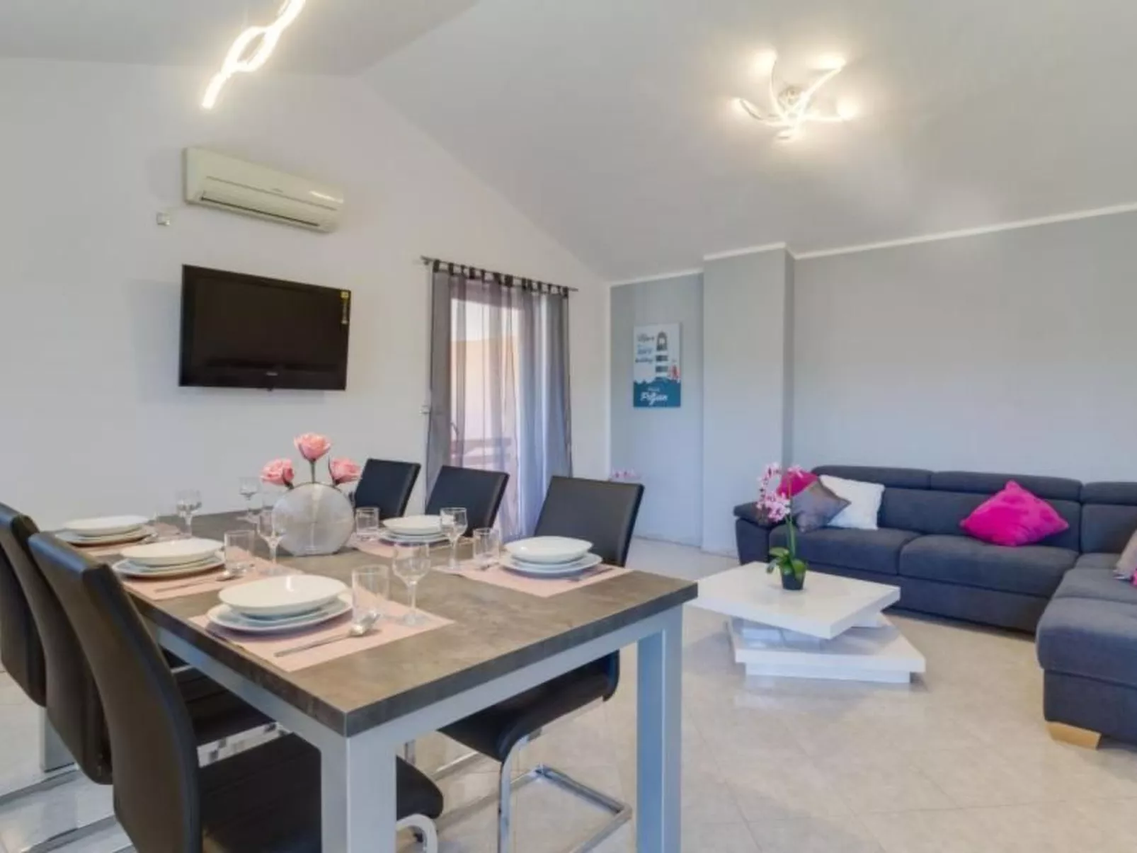 "Haus Piljan"-Binnen