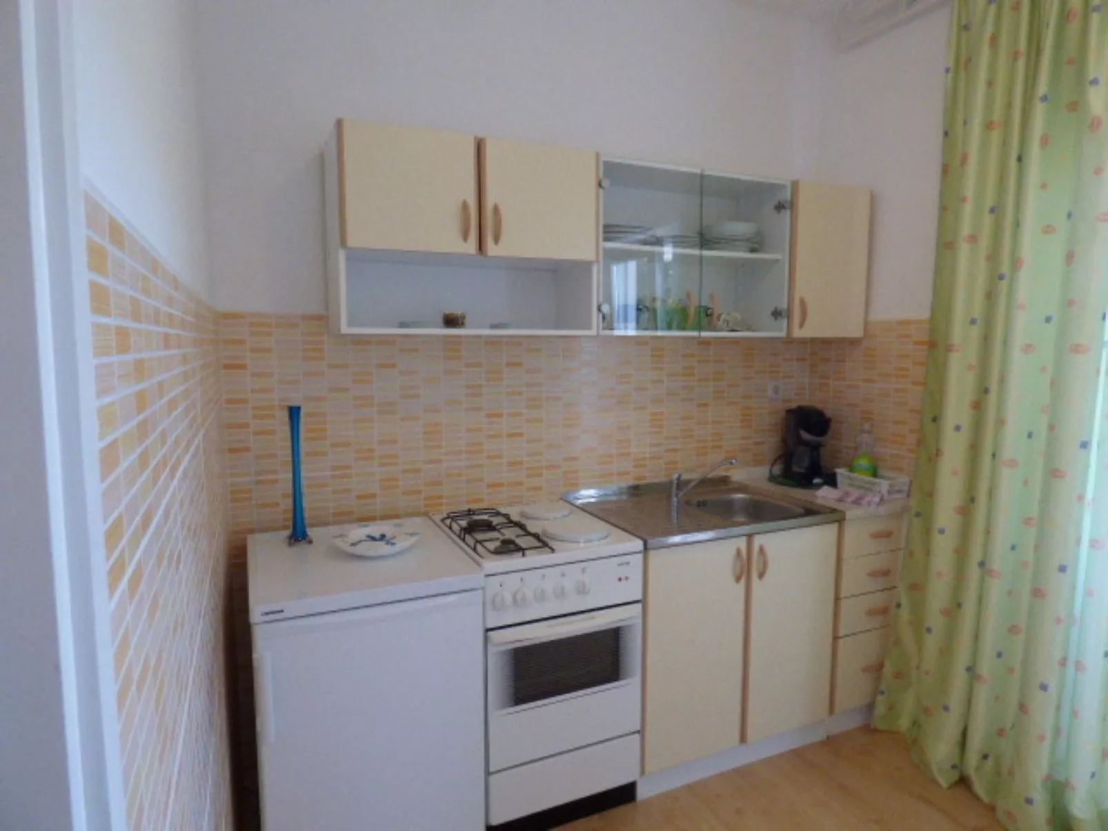 Kleines Apartment in der ersten Etage-Binnen