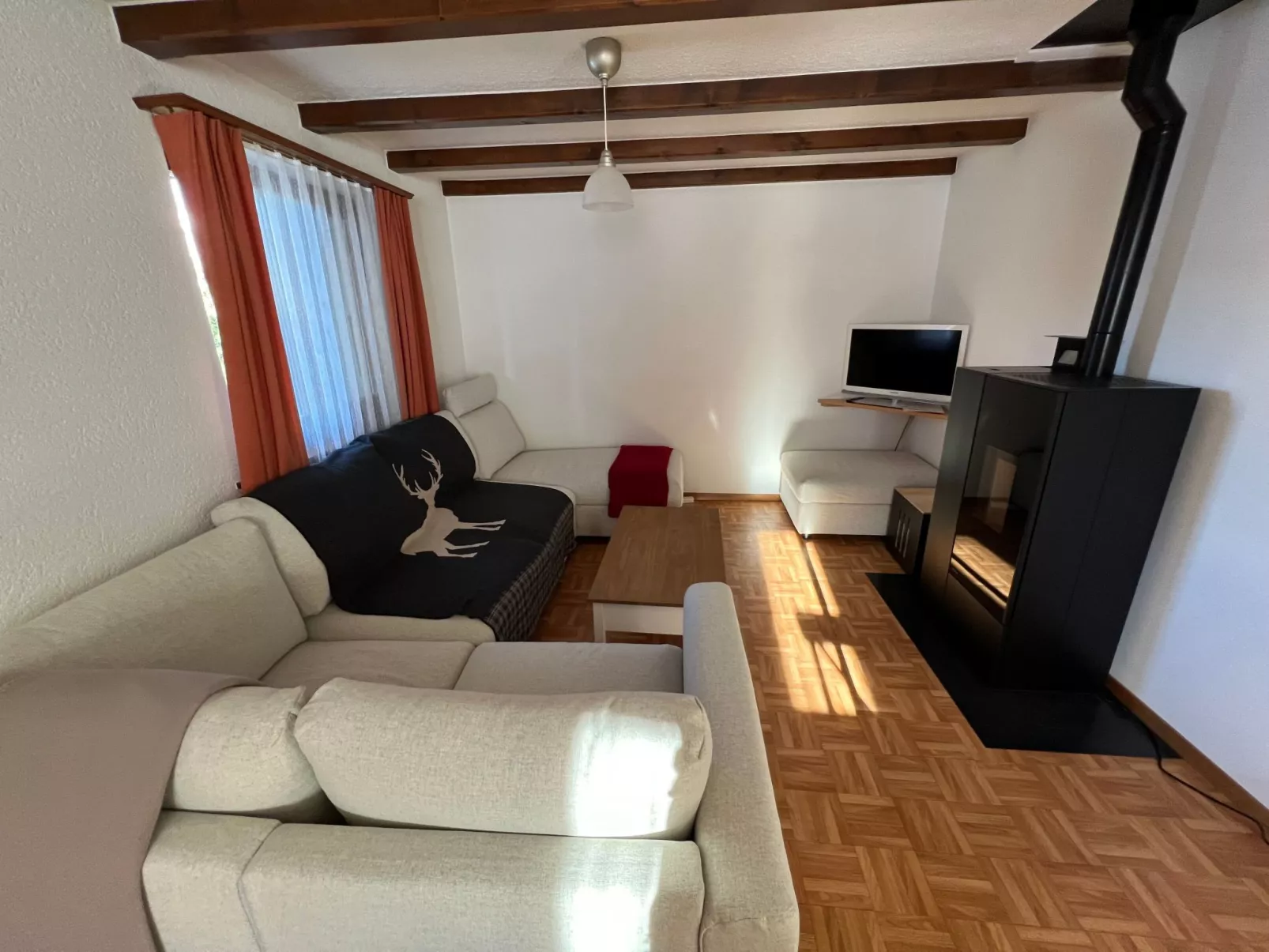 "Chalet Cornalune"-Binnen