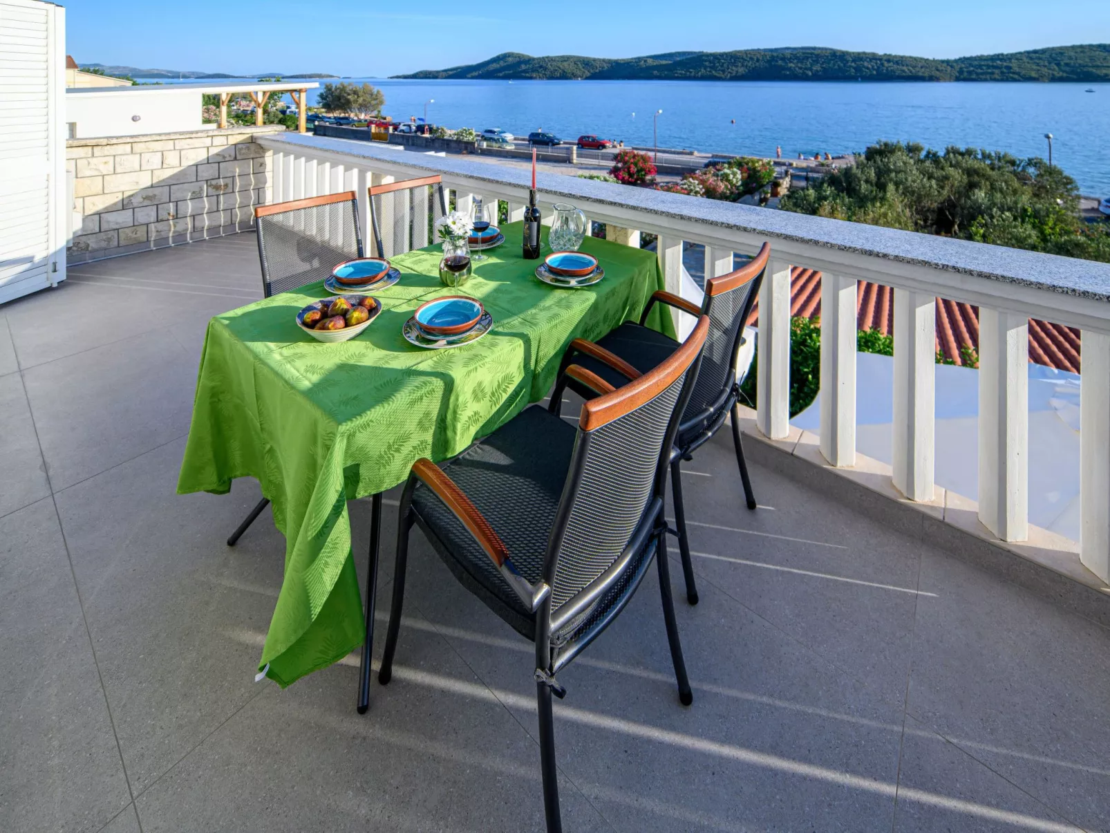 Wohnung mit Blick auf das Wasser-Buiten