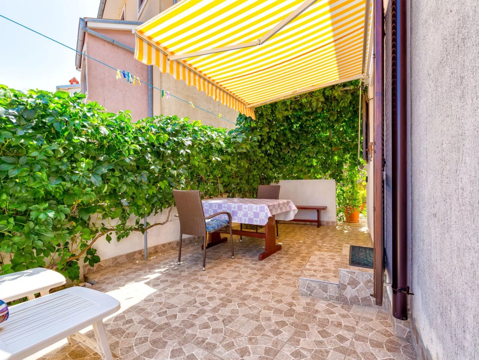 Studioapartment Meri 4-Image-tags.info