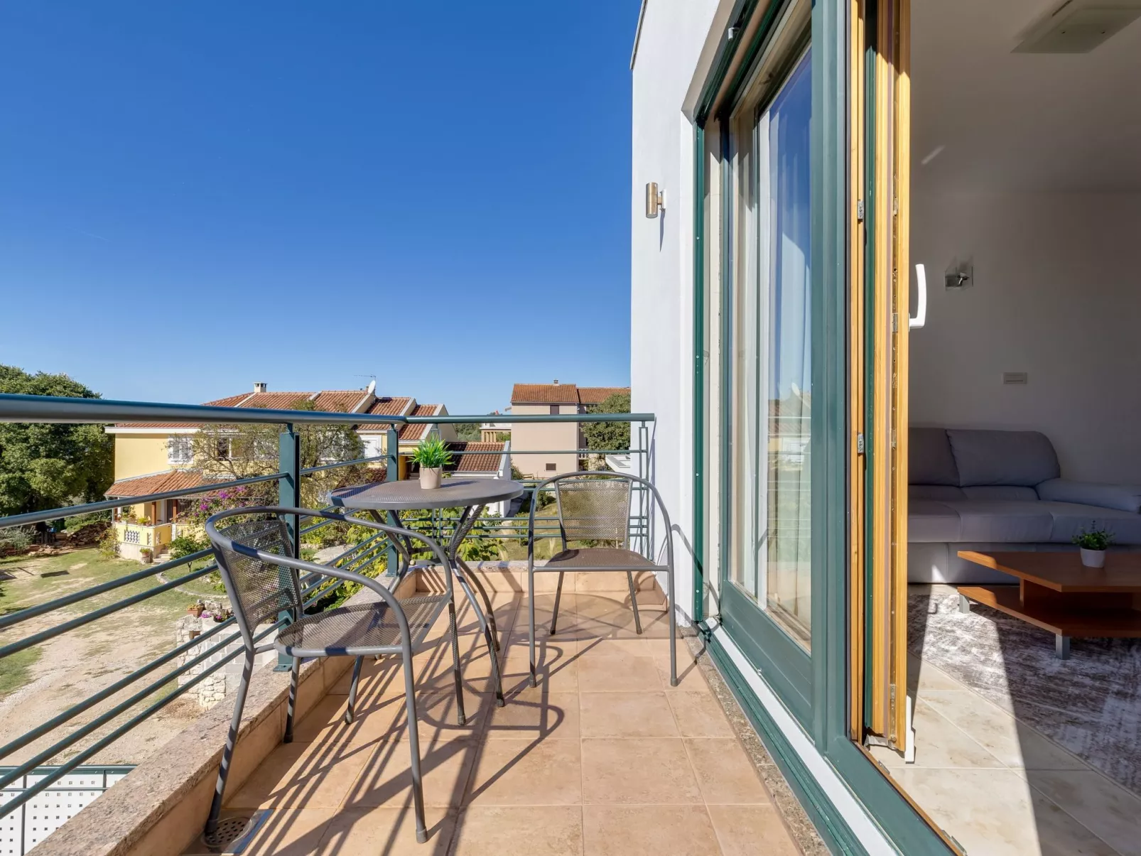 Luxuriöse Villa mit Meerblick - von TA Leut Agency-Binnen