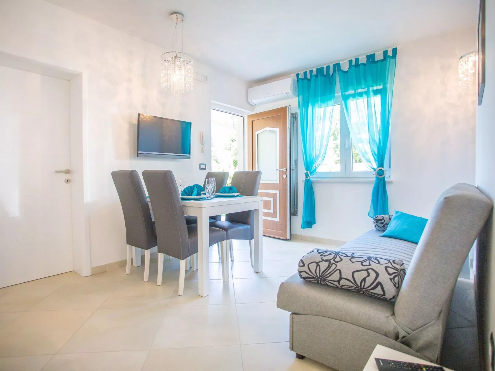 Residence Birikina 2-Binnen