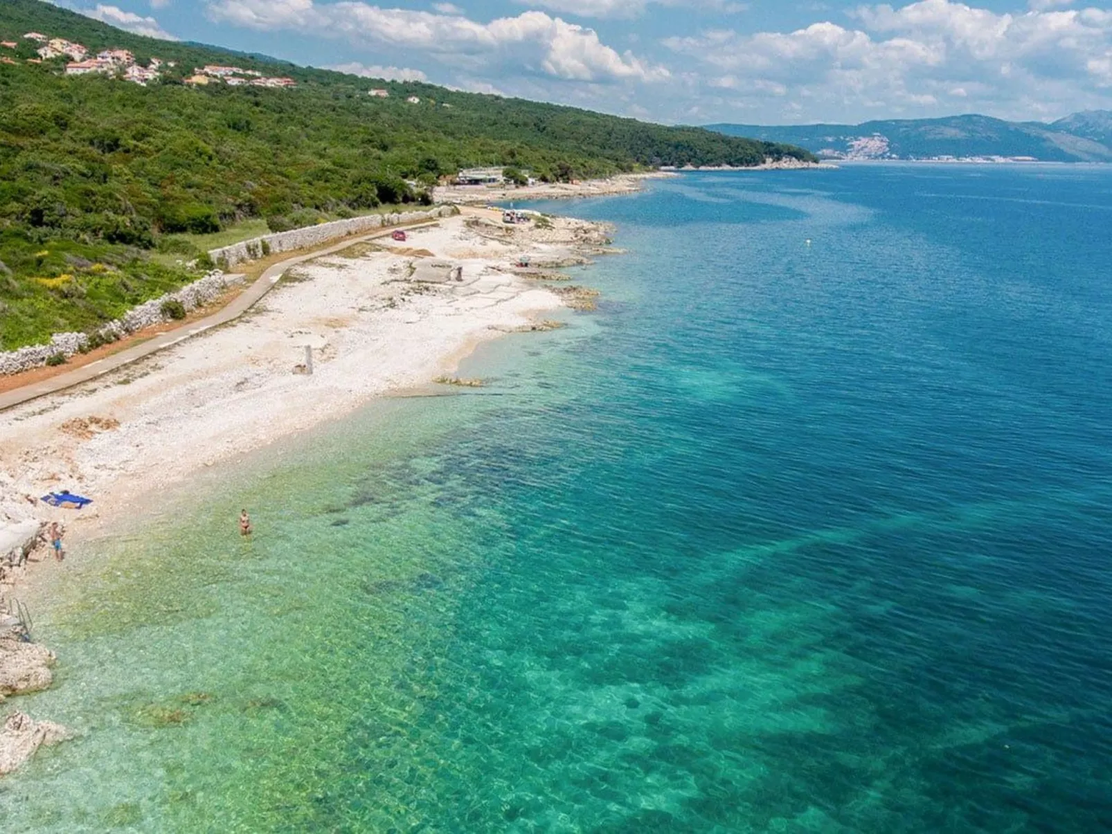 Villa Biljana, mit Zugang zu zwei Gemeinschaftspools-Buiten