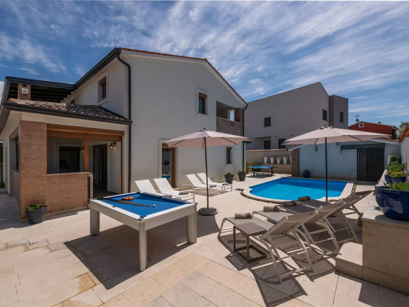 Villa Künstler-Image-tags.info