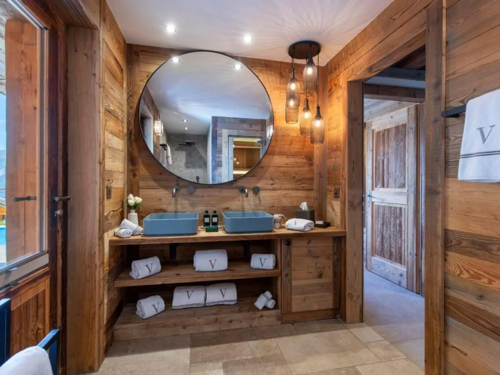 Chalet V mit Lift und Pool-Binnen