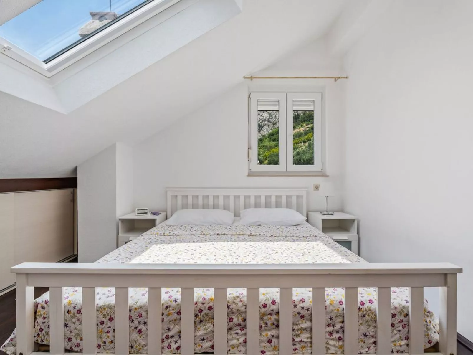 Ferienappartement mit zwei Meerblick-Balkonen-Binnen