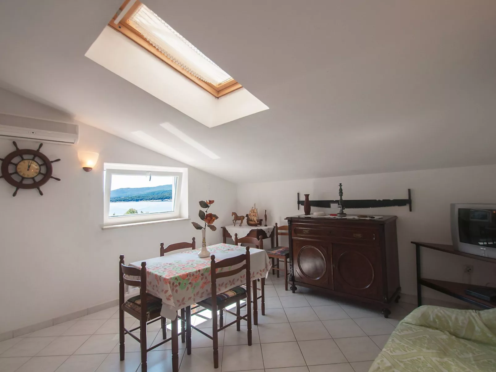 Appartement mit drei Schlafzimmern für 5 Personen in Meeresnähe-Binnen