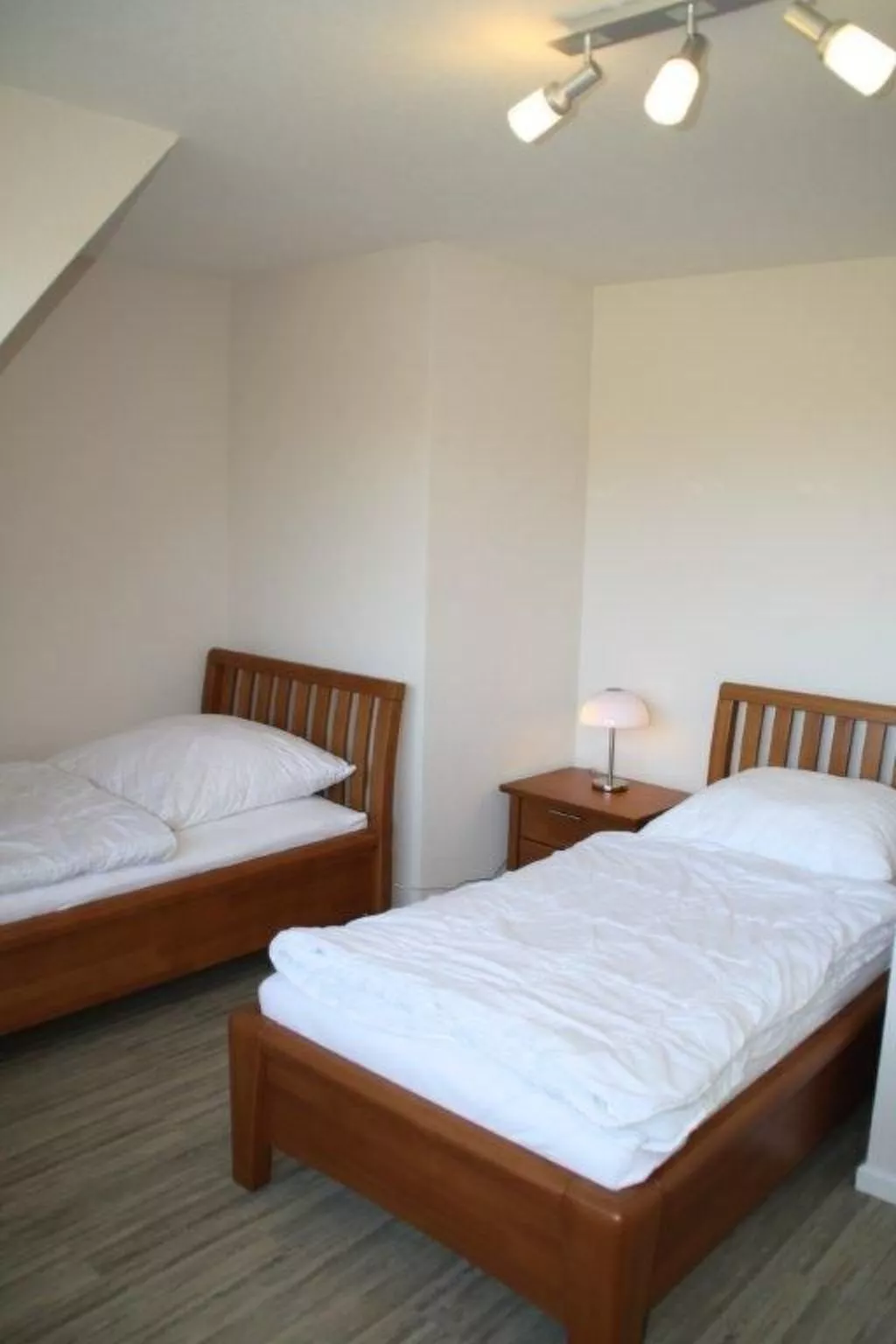 Deichhaus  Düne-Binnen