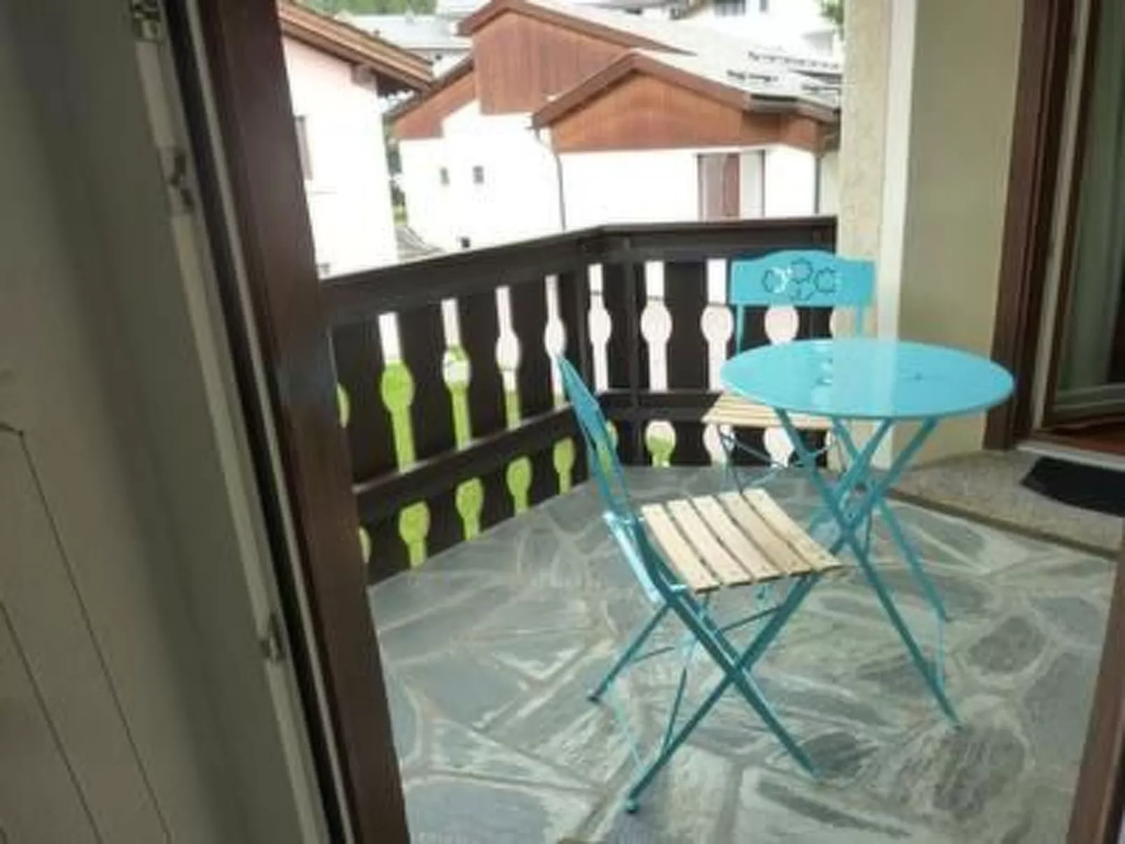 Chesa Cuntainta-Buiten