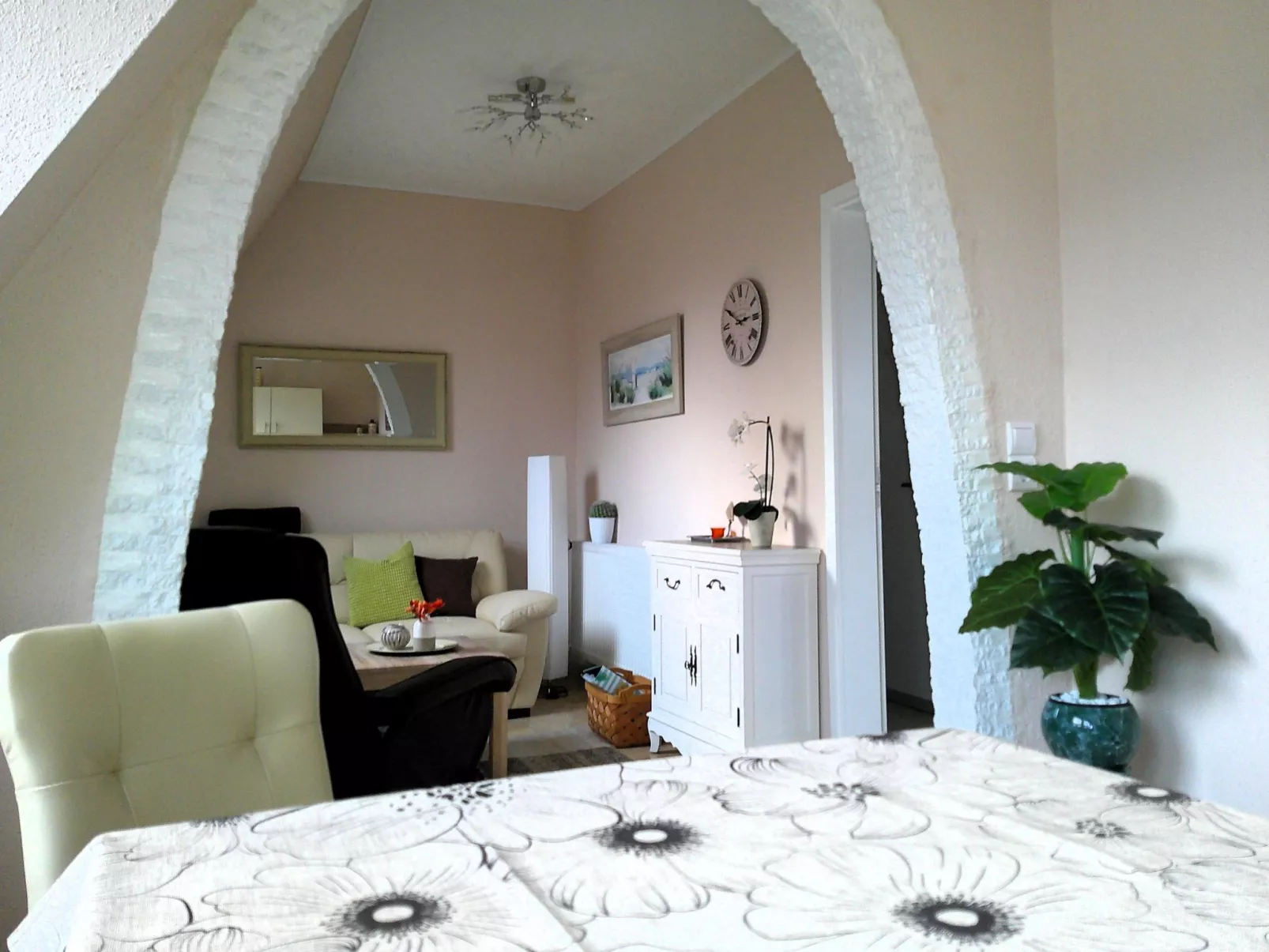 Geräumige Ferienwohnung in Zingst mit Terrasse-Binnen