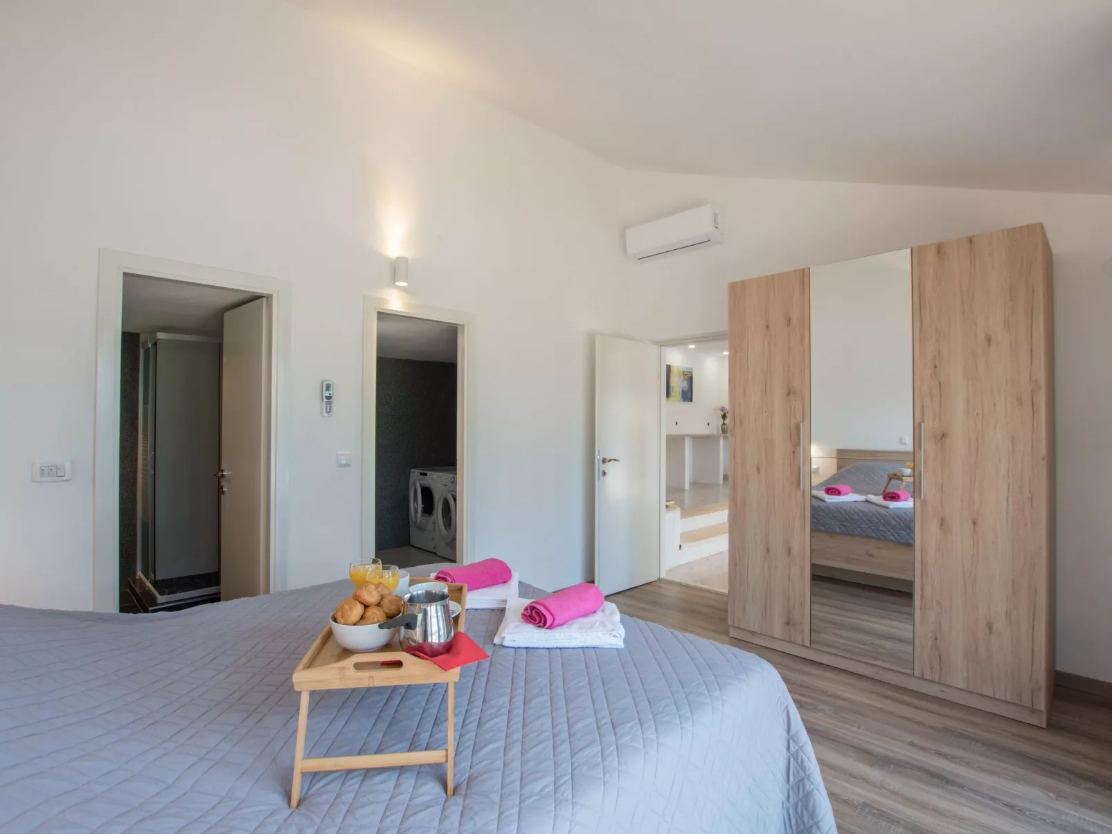 Für 10 Personen und 2 Kinder in Juricani, Istrien (Istrische Riviera)-Binnen