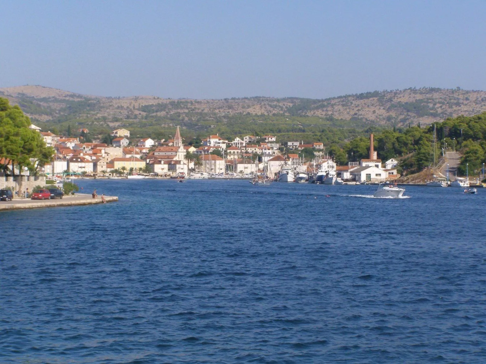 "Lile" mit Blick auf das Wasser-Image-tags.info