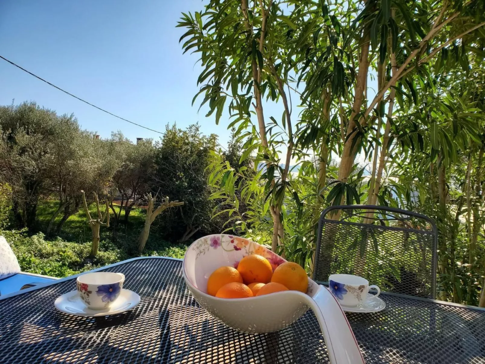 Appartement in Kožino mit Garten, Terrasse und Grill-Buiten