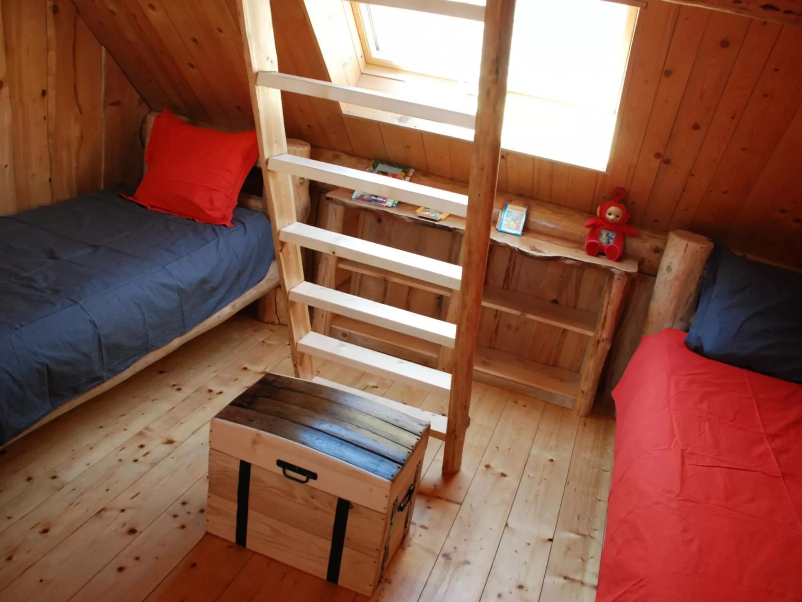 "Au Crêt du Bois" (Auf dem Wald)-Image-tags.info