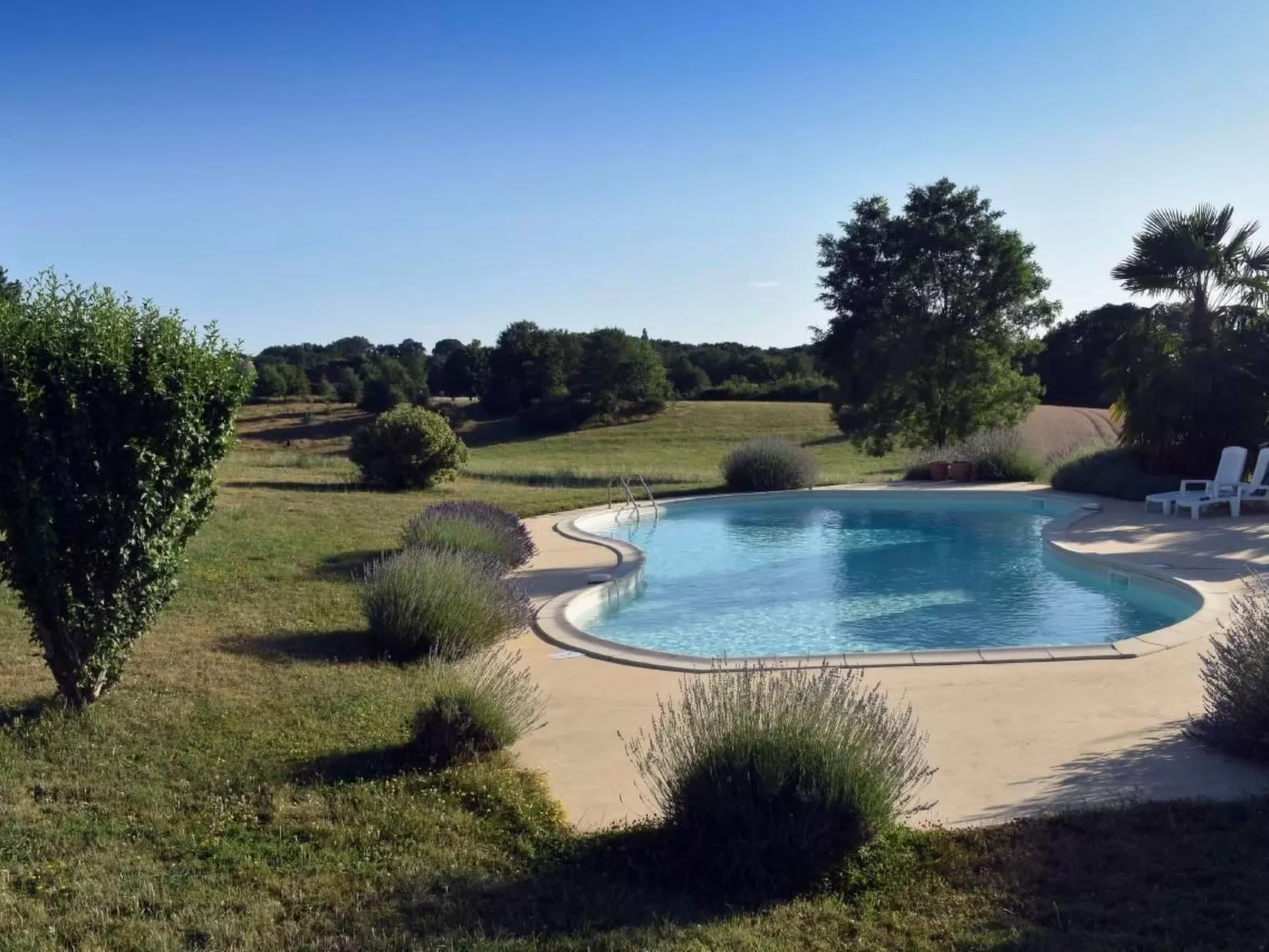 Swimmingpool, ruhig auf dem Land für zwei-Buiten