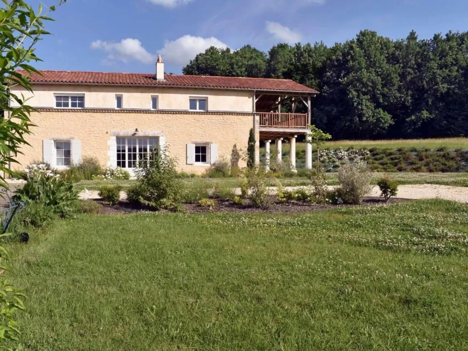 Domäne "Domaine de Ravel"-Buiten