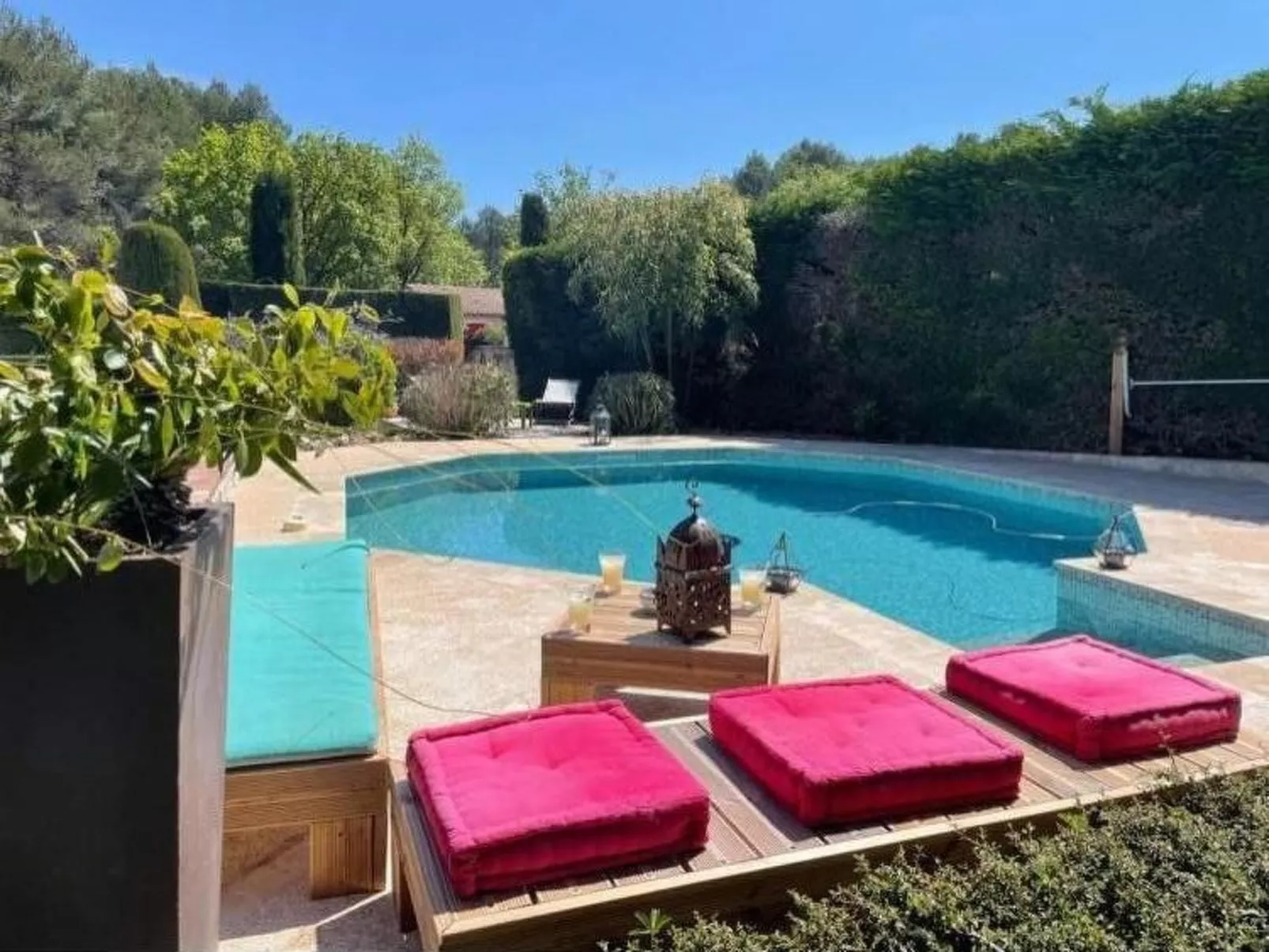 Mimet la diote, Ausflug in die Sonne und in die Ruhe-Binnen