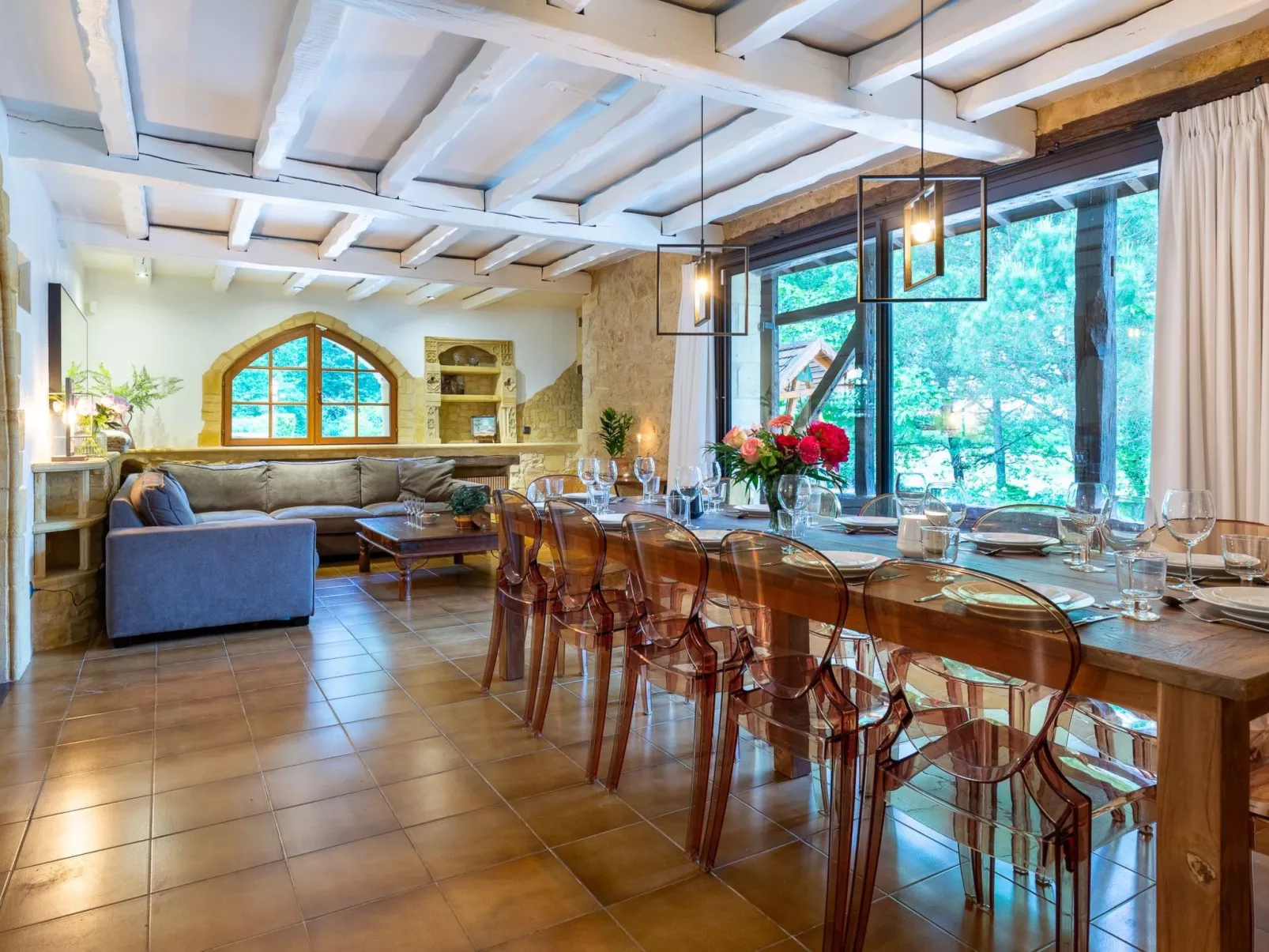 Luxus-Ferienhaus mit beheiztem Pool in der Dordogne-Binnen