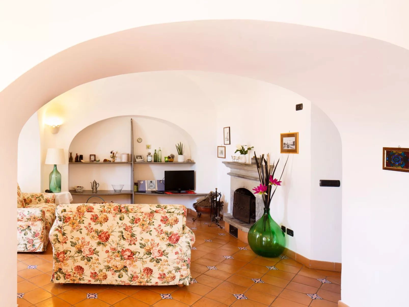 Panoramavilla mit Pool-Binnen