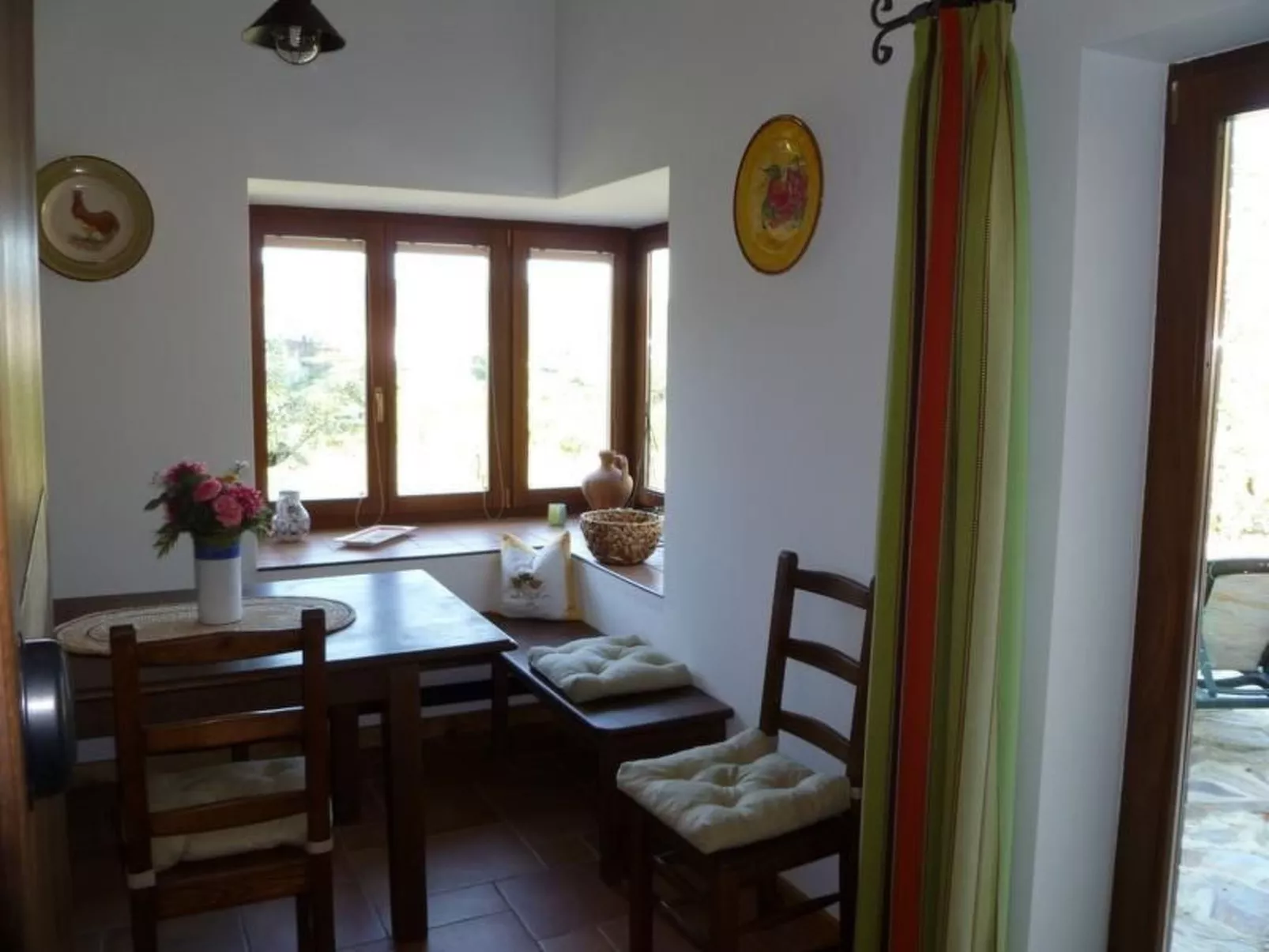 Mit Sonnenterrasse und großem Garten-Binnen