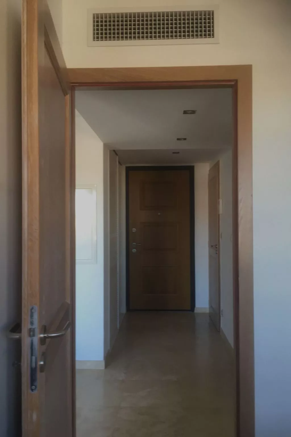 Wohnung mit Terrasse-Binnen