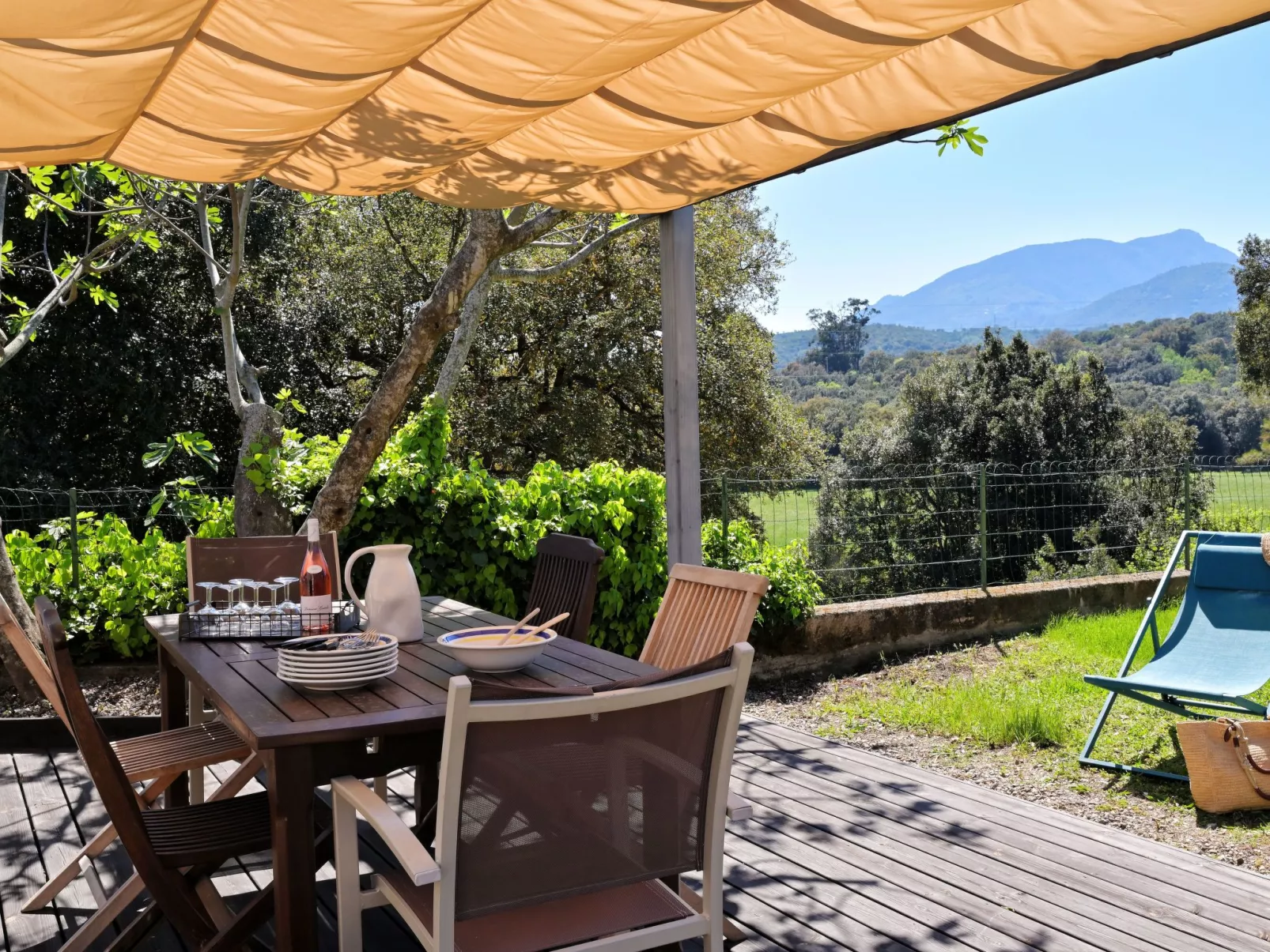 Domaine Punta della Guardia Maison A Figa mit Blick auf das Meer-Buiten