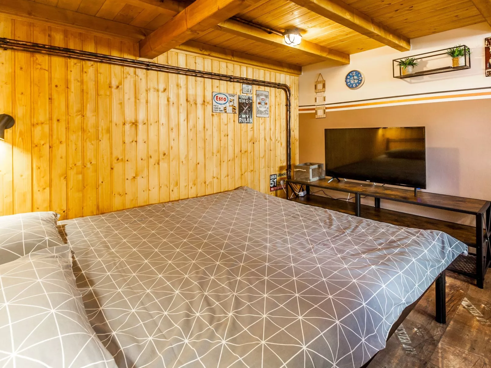 Haus im Industriestil Eni mit privatem Parkplatz-Binnen