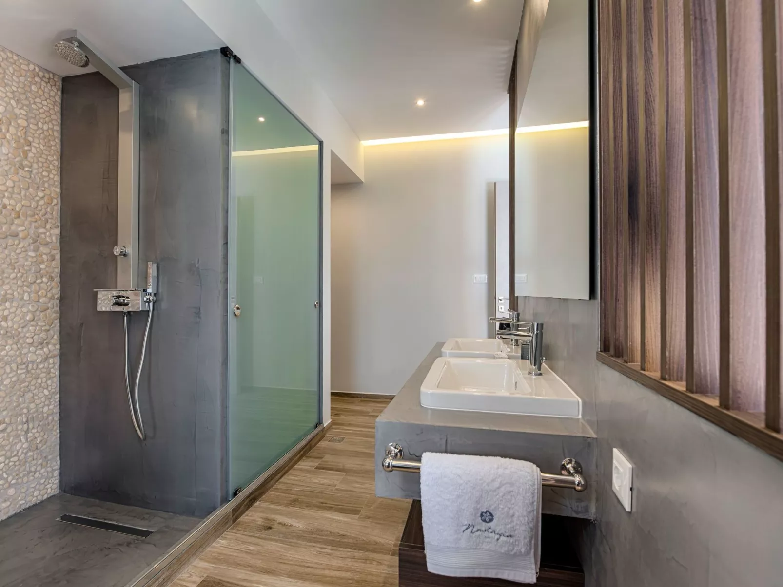 Nastazia Luxury Beach House-Binnen