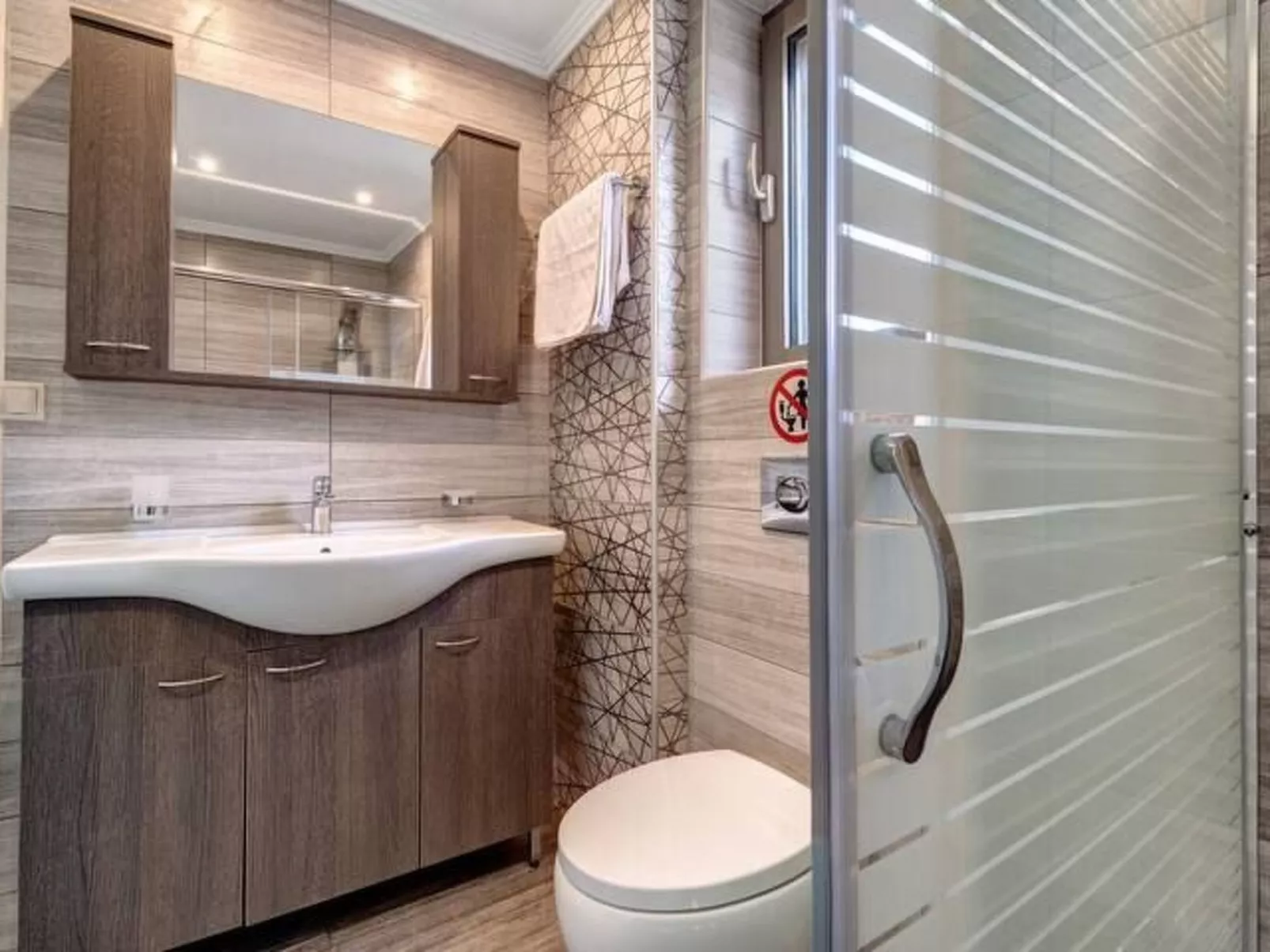 Luxuriöse Steinvilla Angela in der Nähe von Kathisma-Binnen