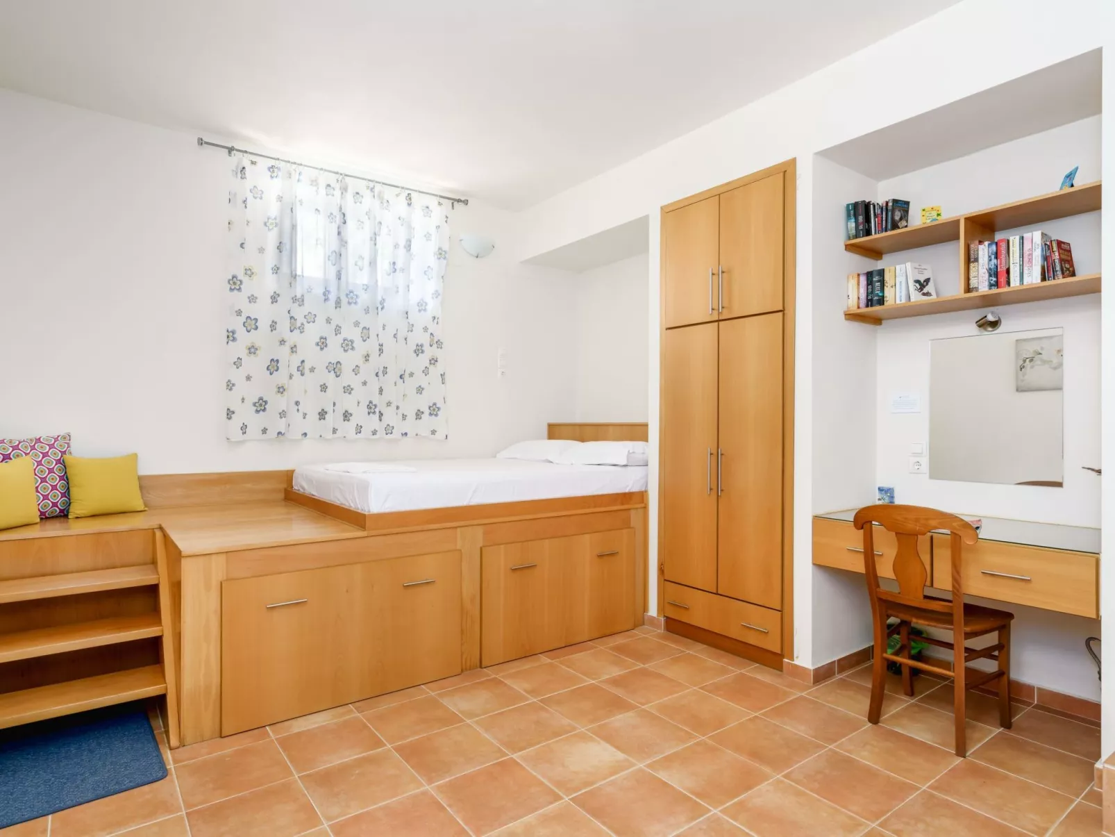 Villa aus Stein, privater Pool, BBQ 30m zum Strand-Binnen