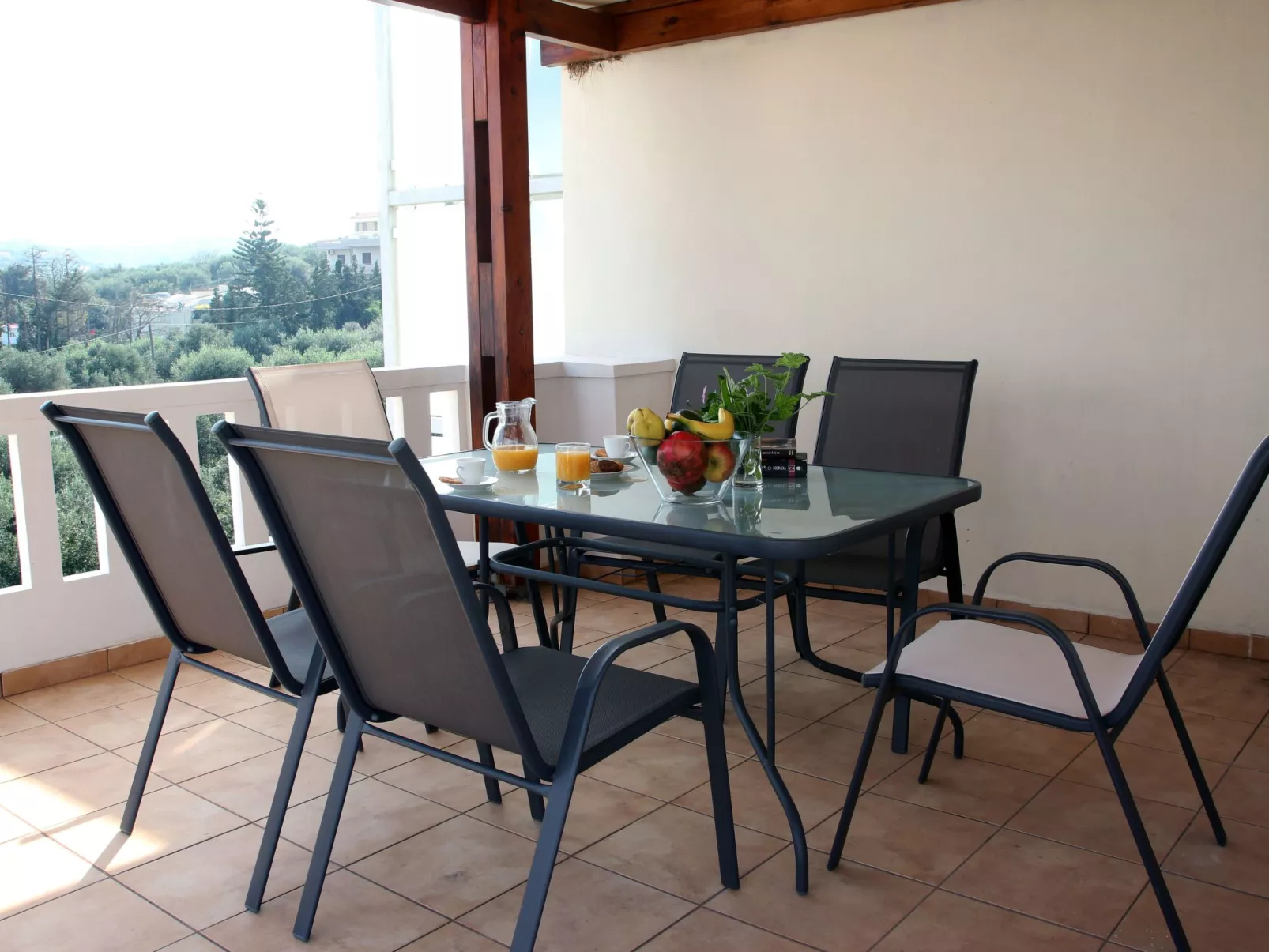 Haus in Maleme mit Außenpool-Buiten