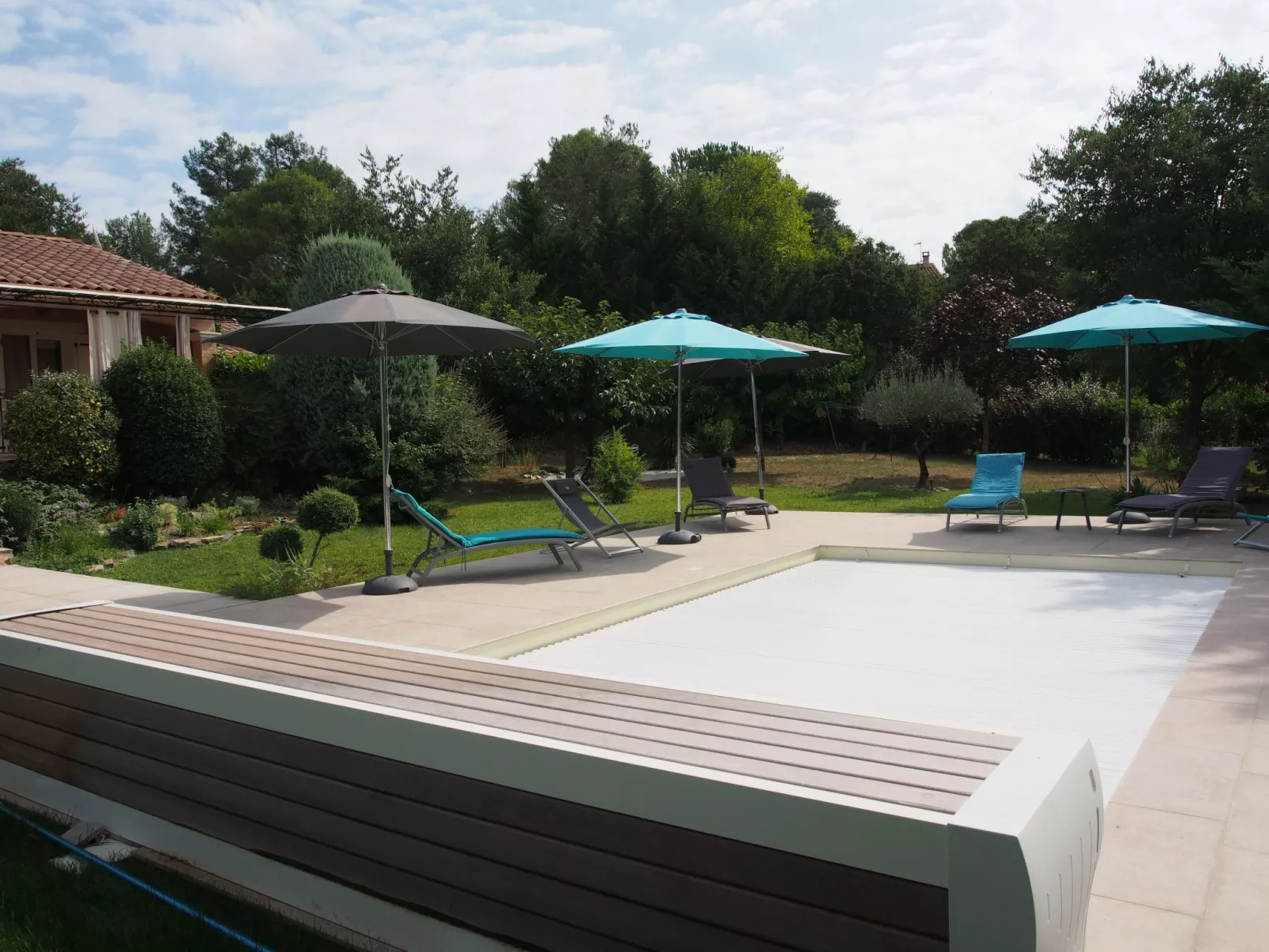 Urlaub im Süden zwischen Meer und Bergen-Buiten