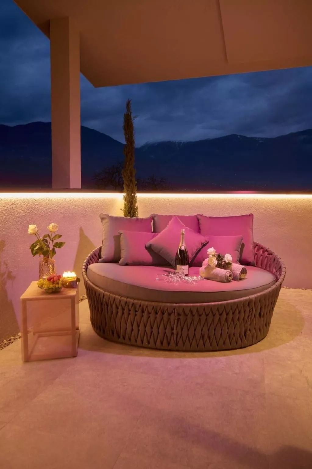 Fewo mit Wellness-Einrichtung-Buiten